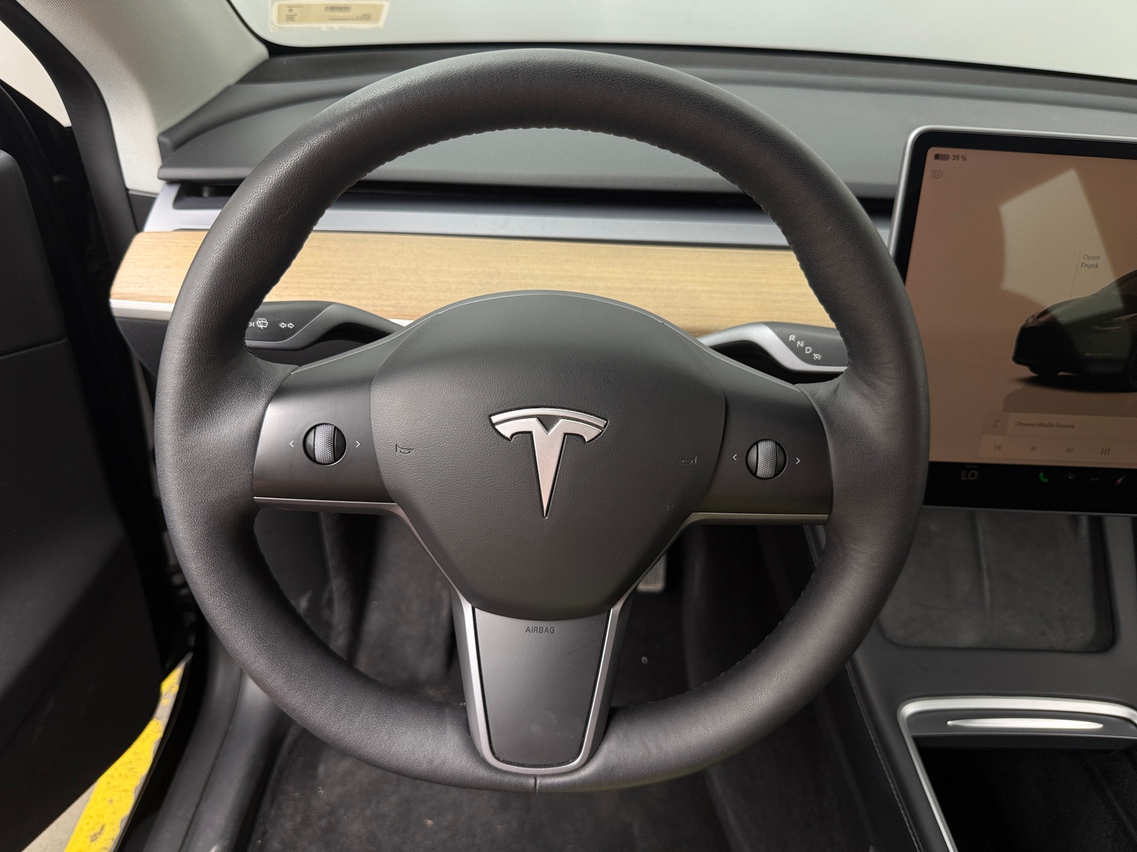 Thumbnail: 2022 Tesla Model Y - 4