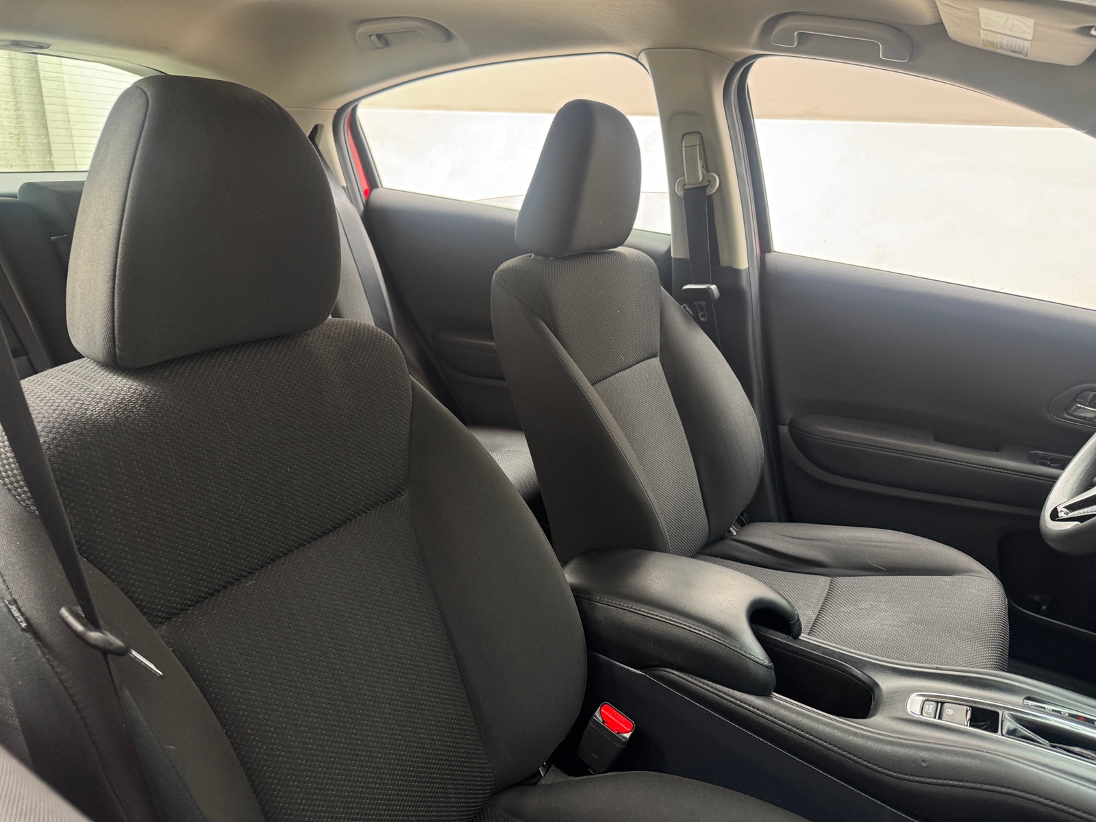 Thumbnail: 2018 Honda HR-V - 2