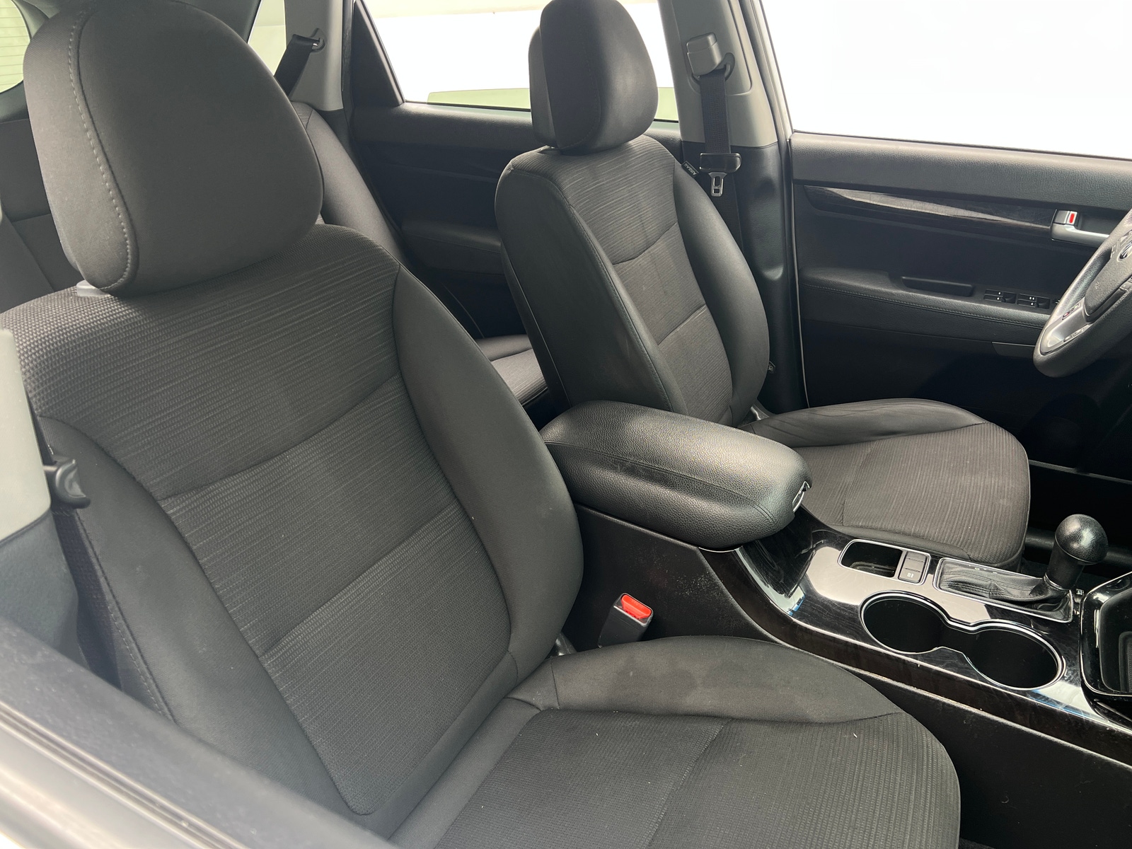 Thumbnail: 2015 Kia Sorento - 2