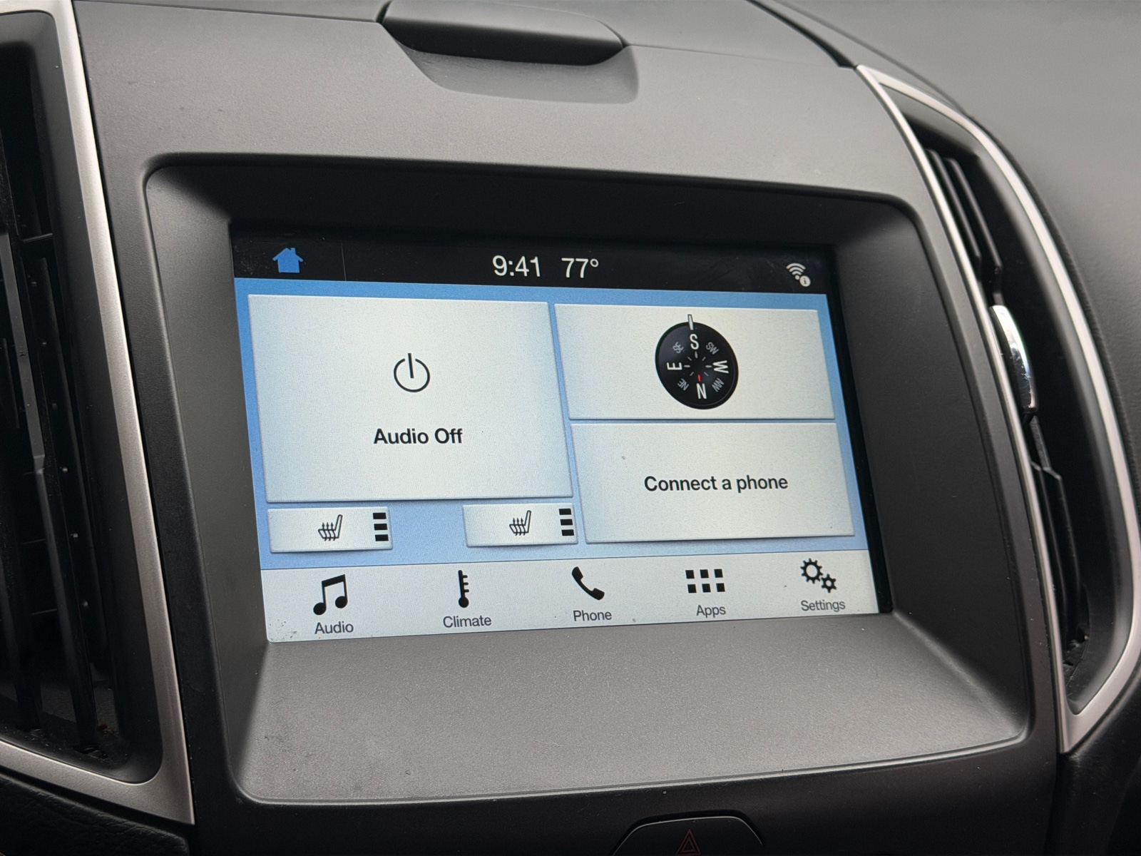 Thumbnail: 2018 Ford Edge - 4
