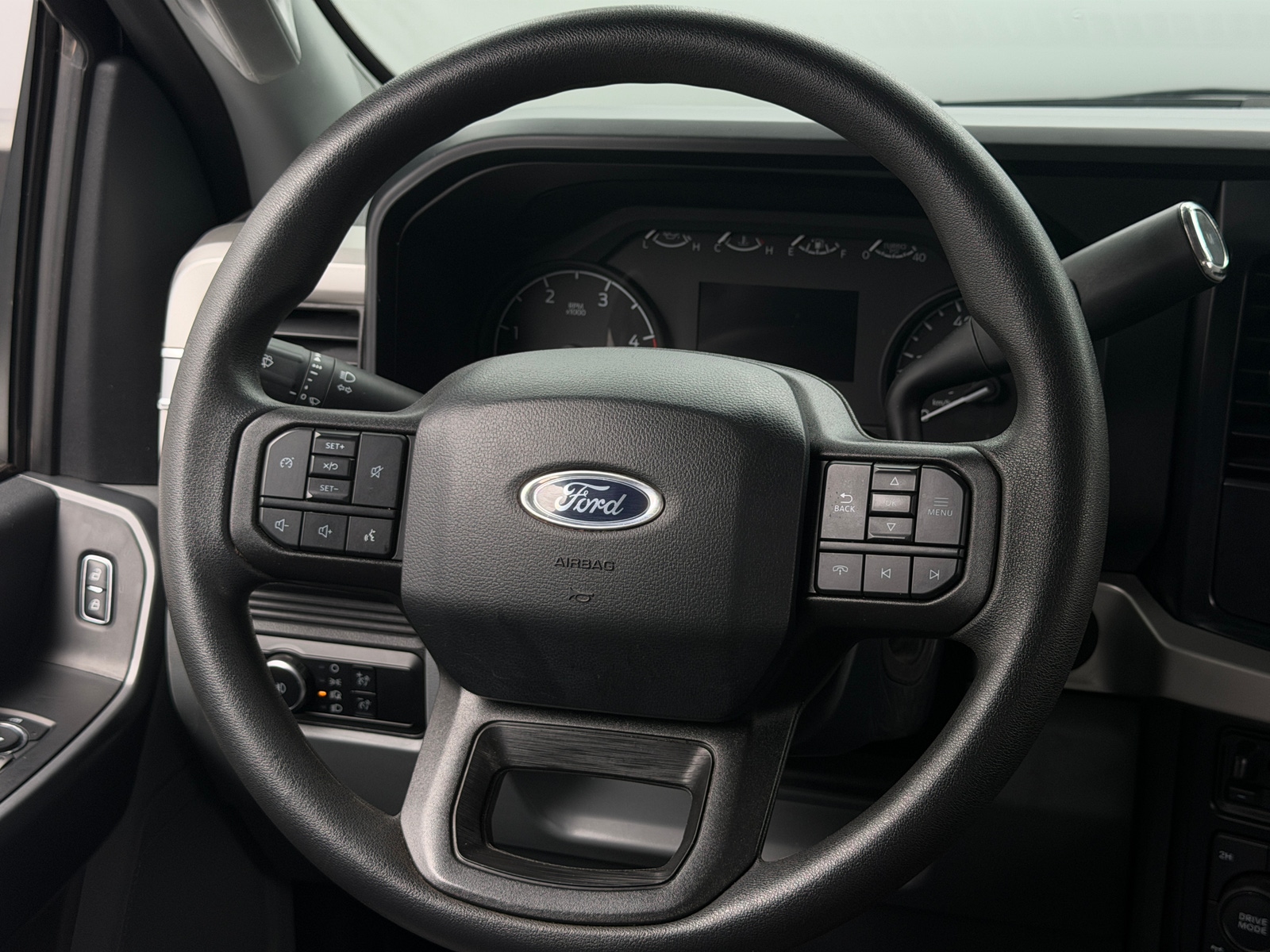 Thumbnail: 2023 Ford Econoline - 4