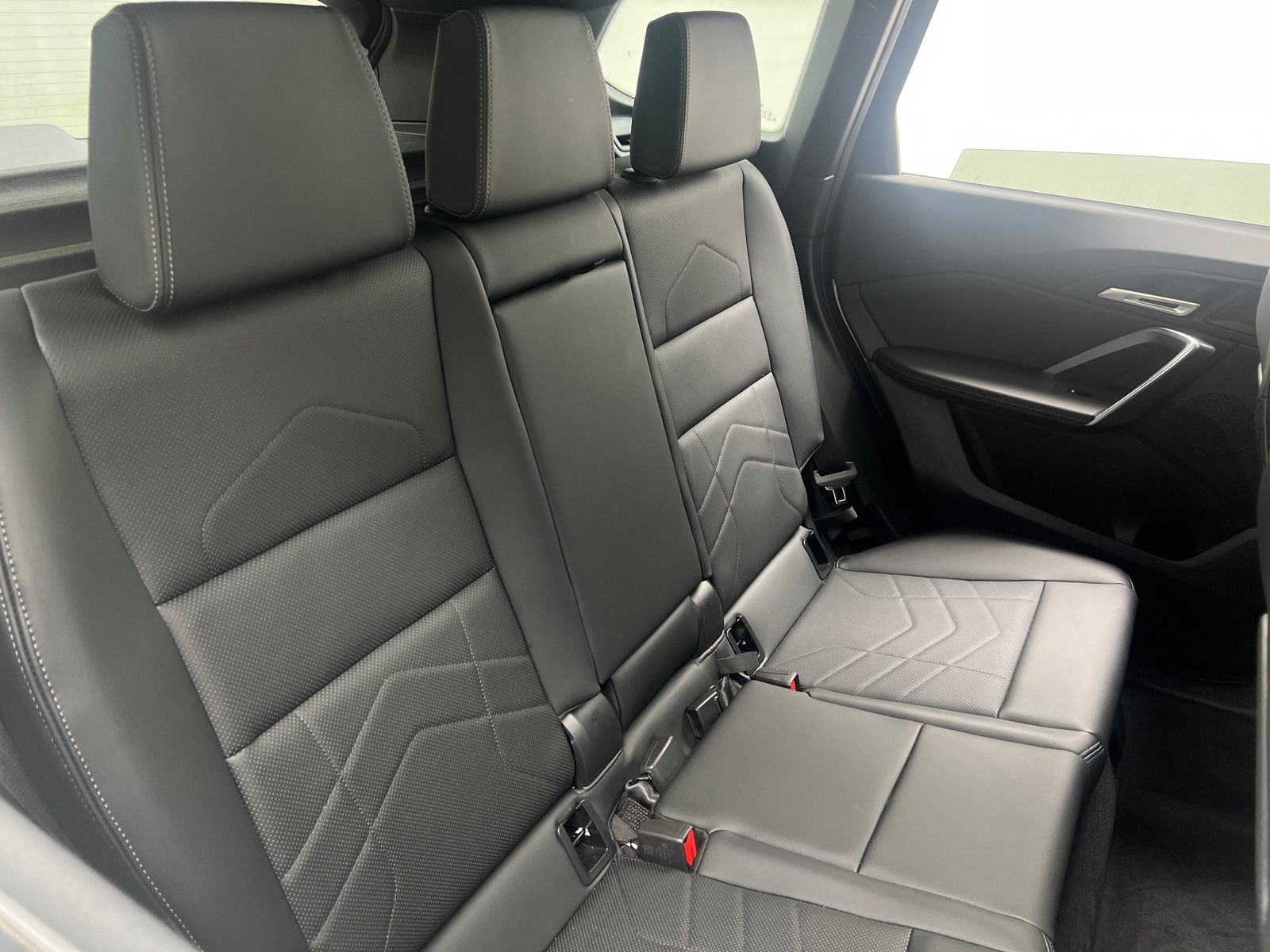 Thumbnail: 2026 BMW X1 - 5