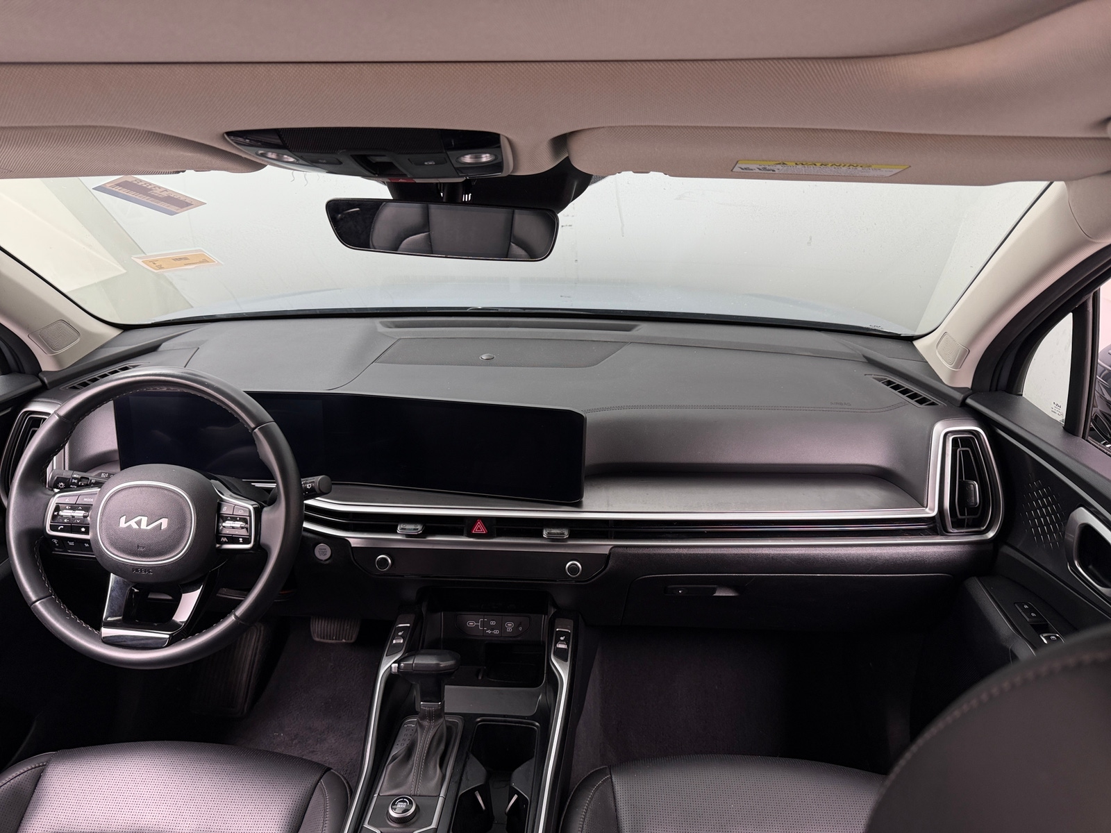 Thumbnail: 2024 Kia Sorento - 2