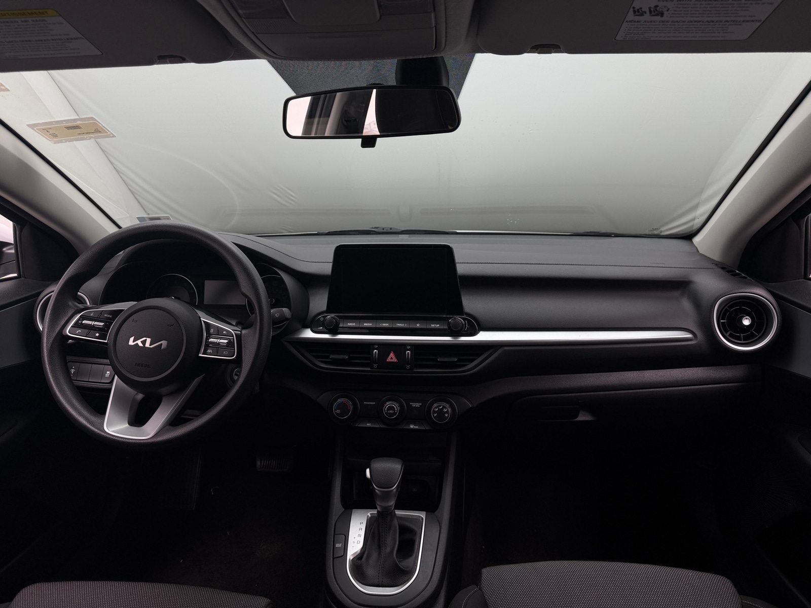 Thumbnail: 2024 Kia Forte - 3