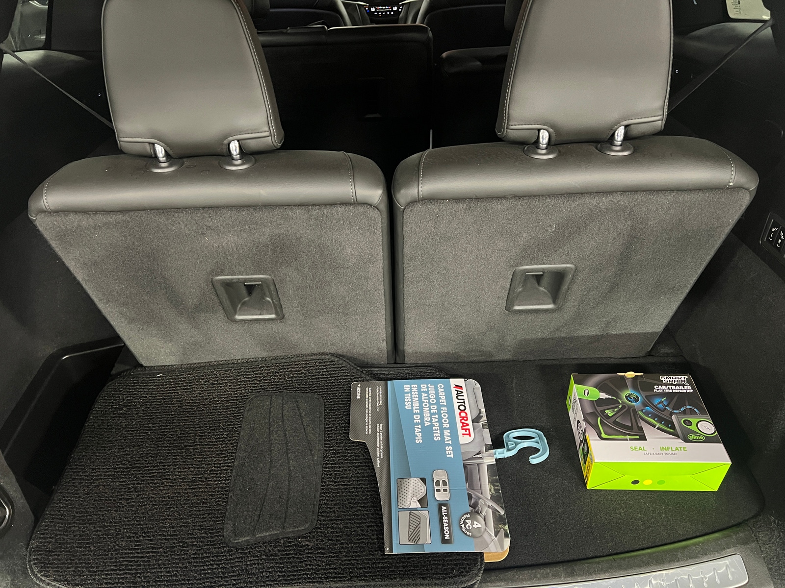 Thumbnail: 2024 Cadillac XT6 - 6