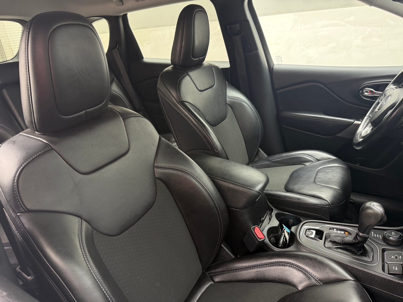 Thumbnail: 2021 Jeep Cherokee - 2