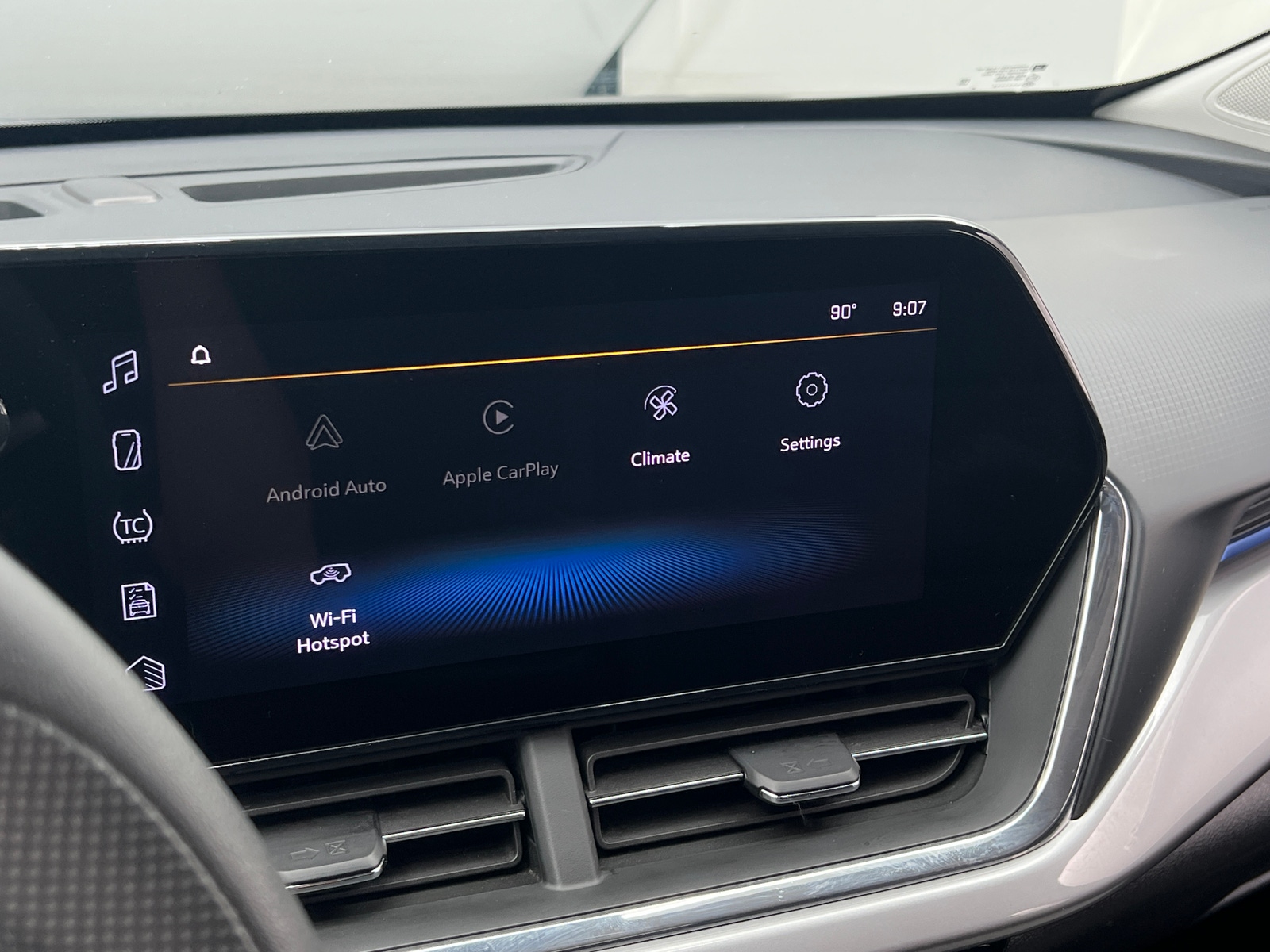 Thumbnail: 2025 Chevrolet Trax - 4