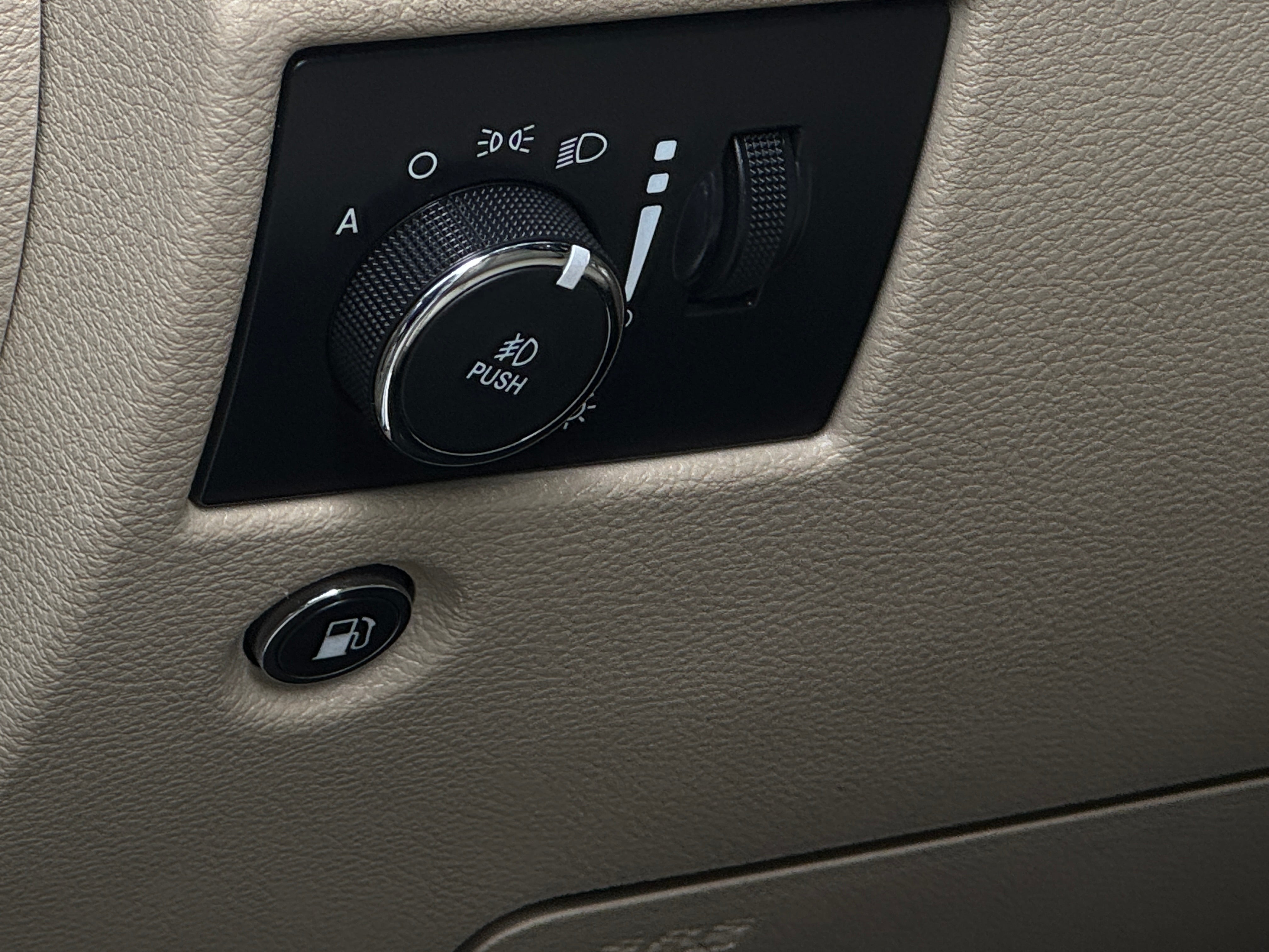 2014 Jeep Grand Cherokee Limited - Photo 10