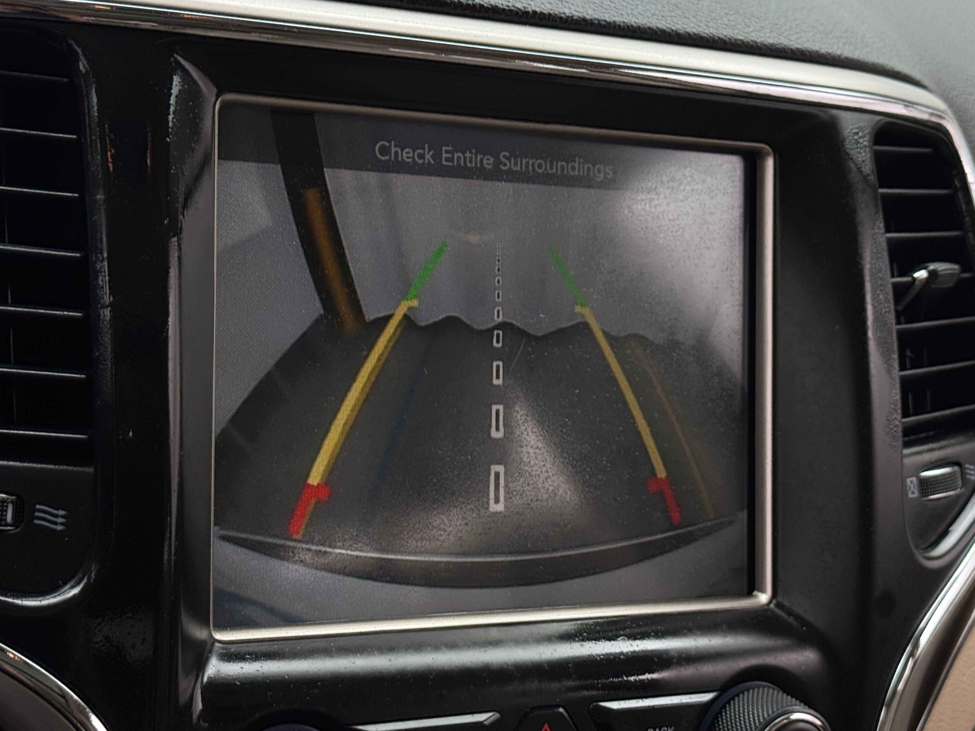 2014 Jeep Grand Cherokee Limited - Photo 14