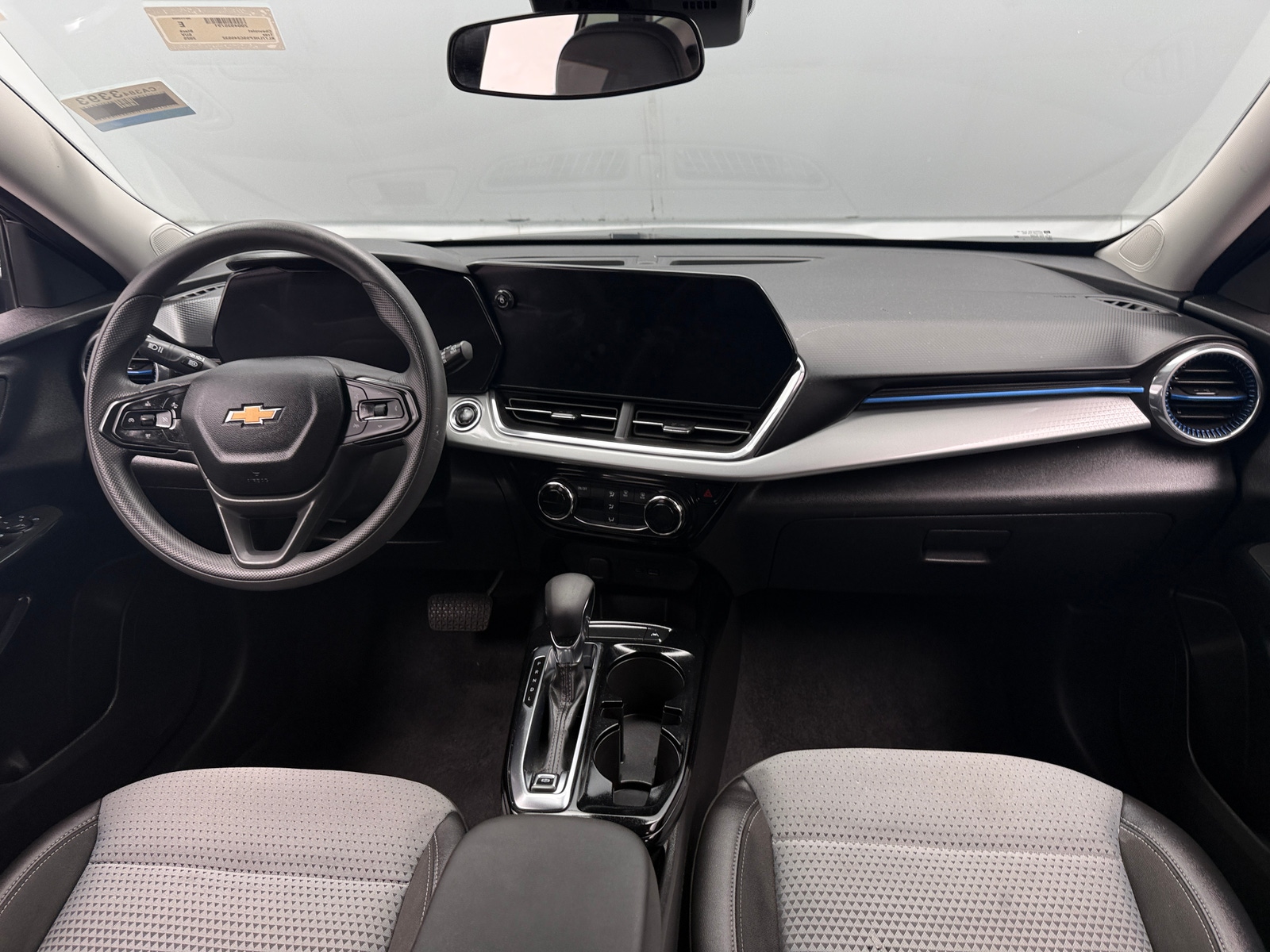 Thumbnail: 2025 Chevrolet Trax - 3