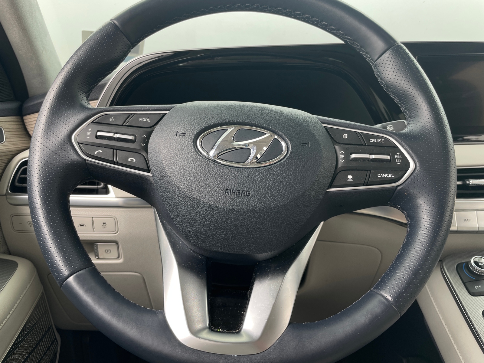 Thumbnail: 2022 Hyundai Palisade - 4