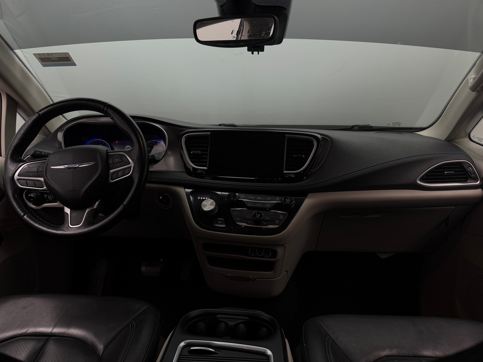 Thumbnail: 2021 Chrysler Pacifica - 2