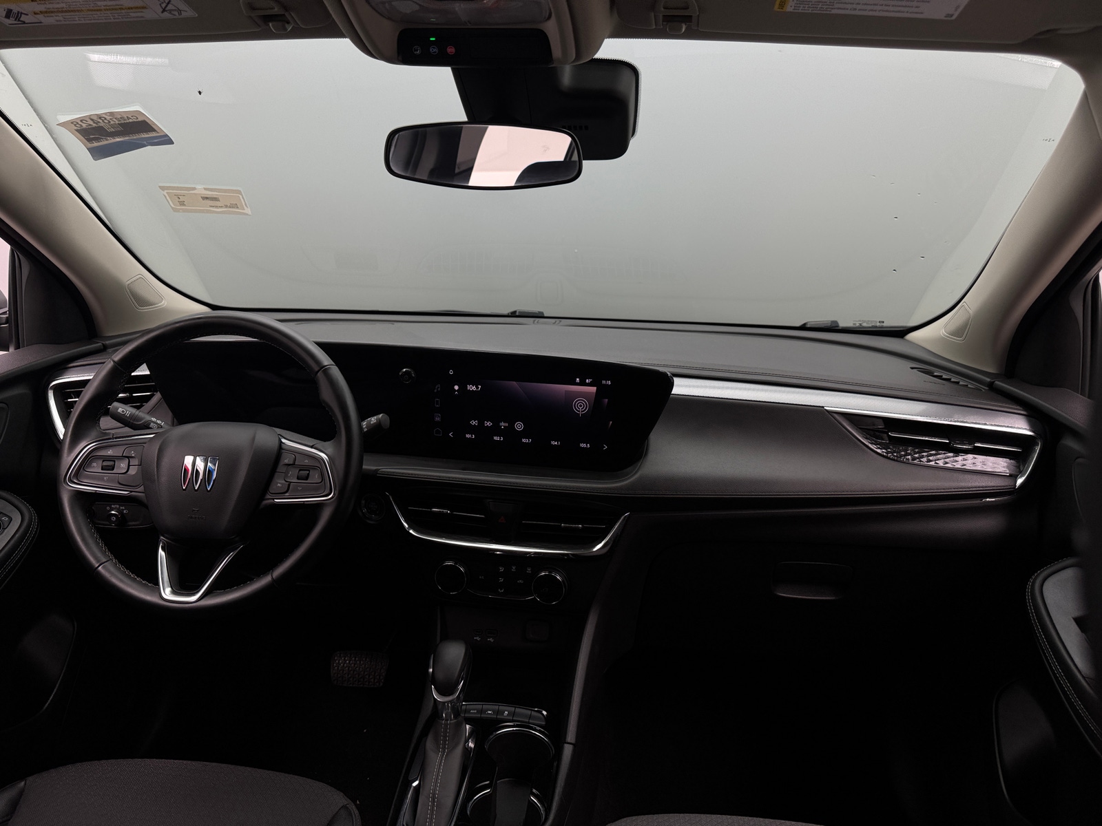 Thumbnail: 2025 Buick Encore GX - 2