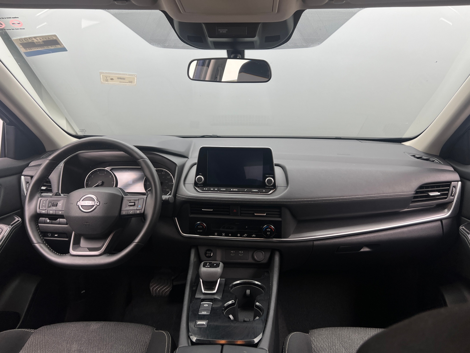 Thumbnail: 2025 Nissan Rogue - 3