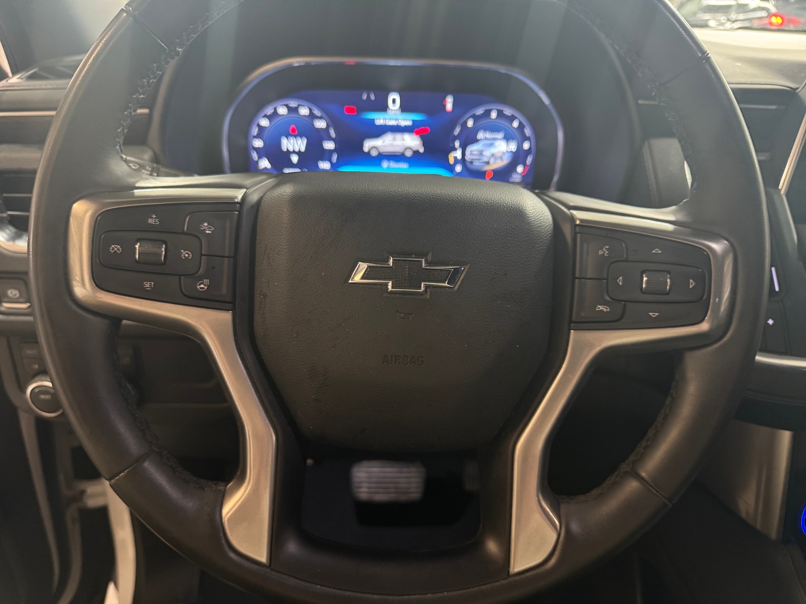 Thumbnail: 2023 Chevrolet Tahoe - 4