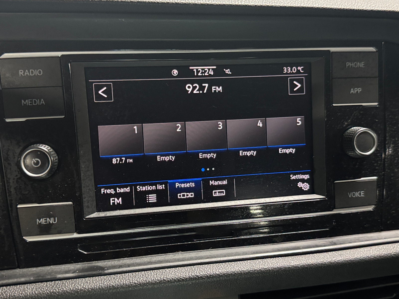 Thumbnail: 2020 Volkswagen Jetta - 4