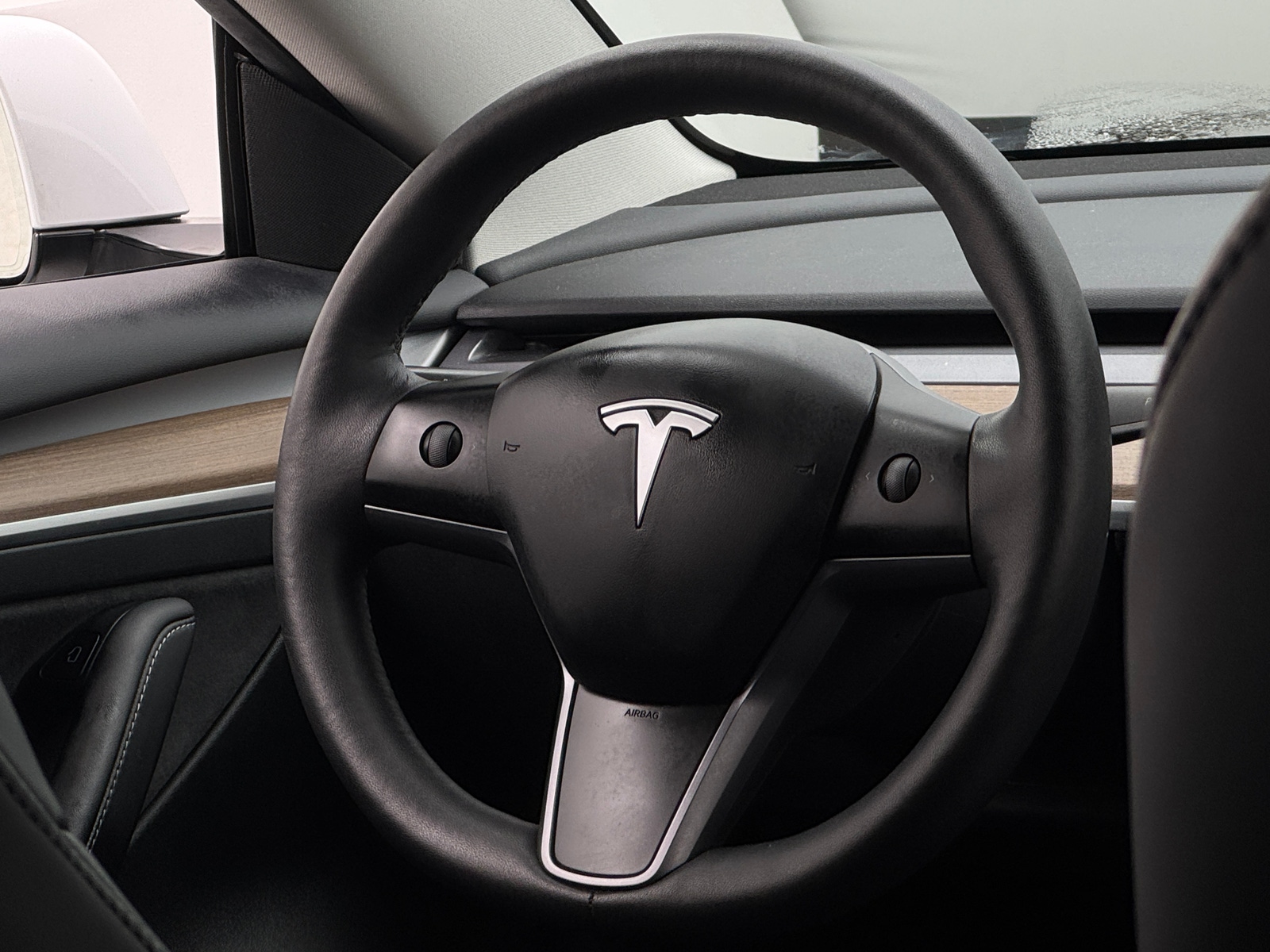 Thumbnail: 2023 Tesla Model 3 - 4