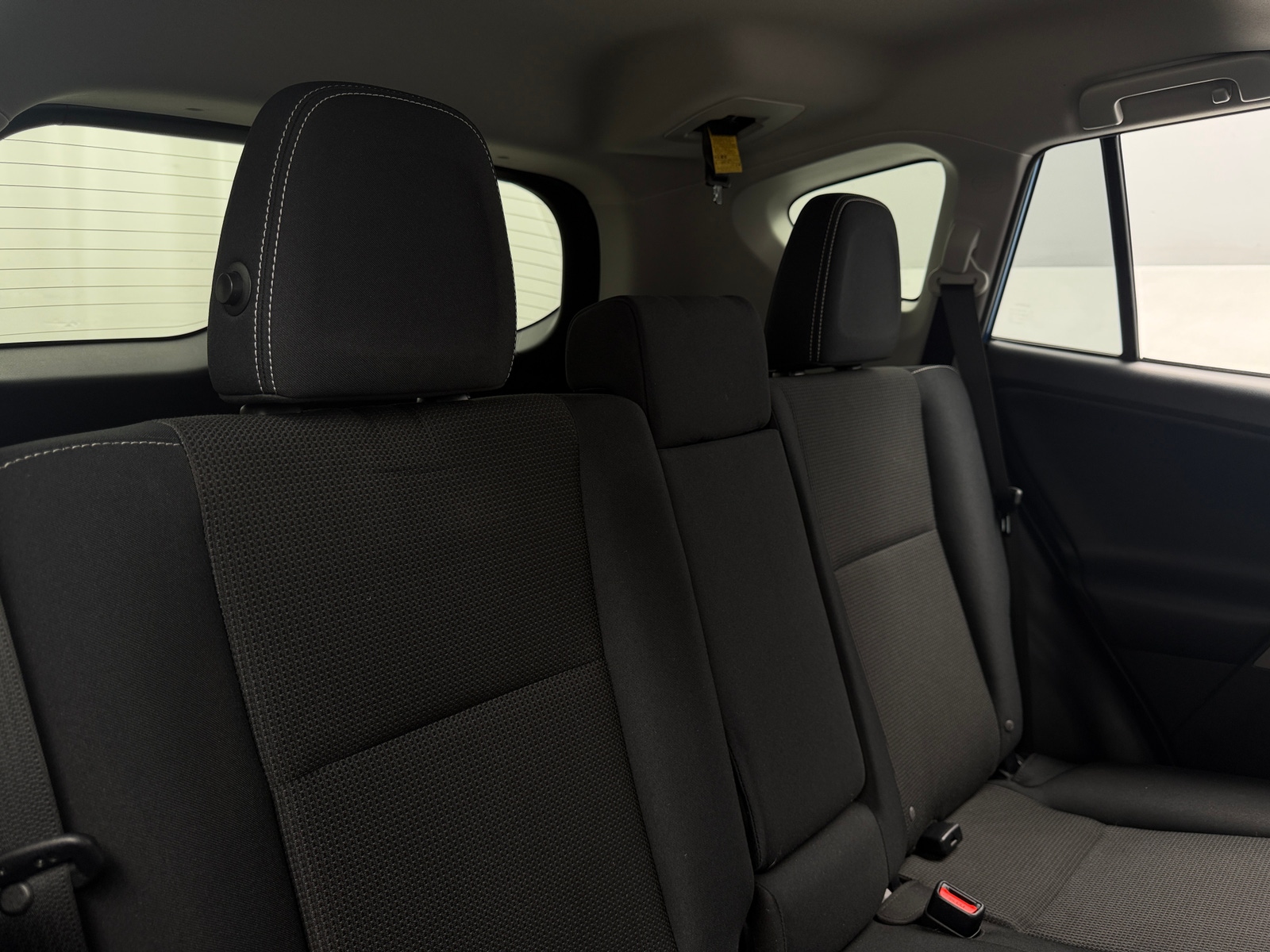 Thumbnail: 2018 Toyota RAV4 - 6