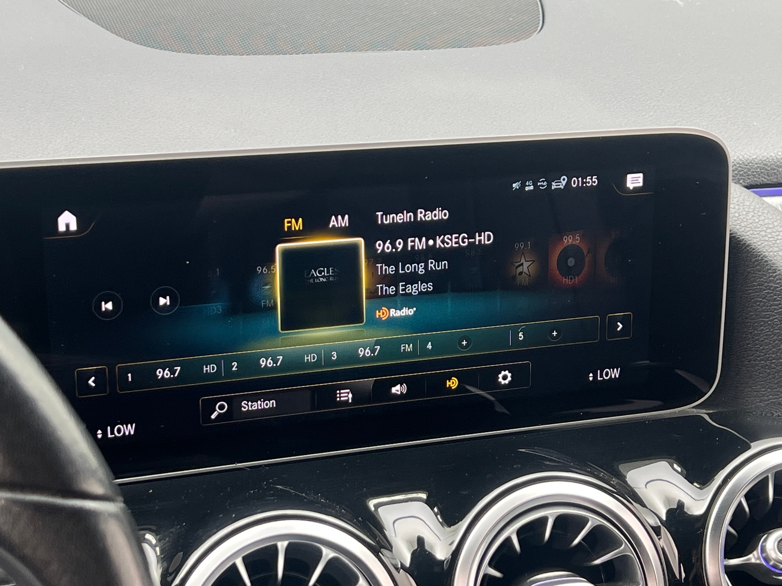 Thumbnail: 2021 Mercedes-Benz GLA - 3