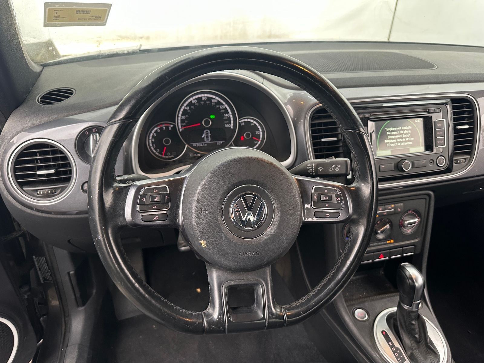 Thumbnail: 2015 Volkswagen Beetle - 4