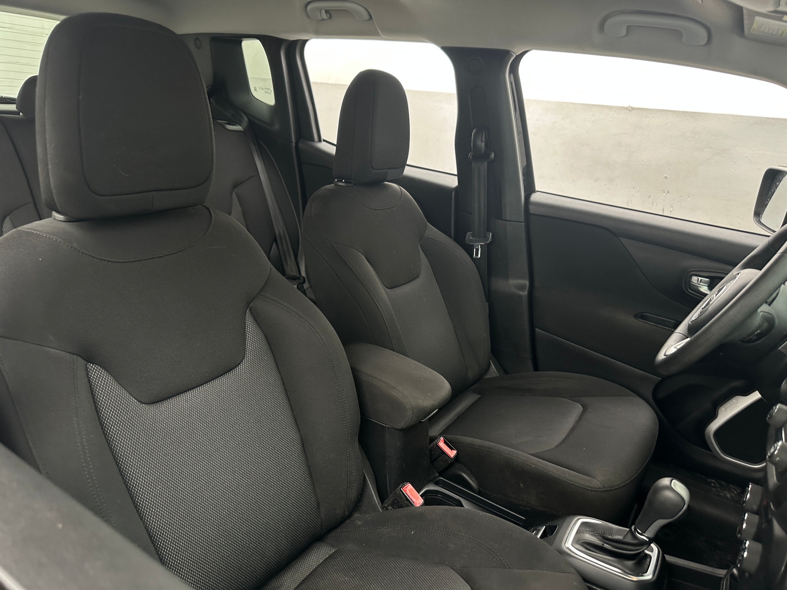 Thumbnail: 2019 Jeep Renegade - 2