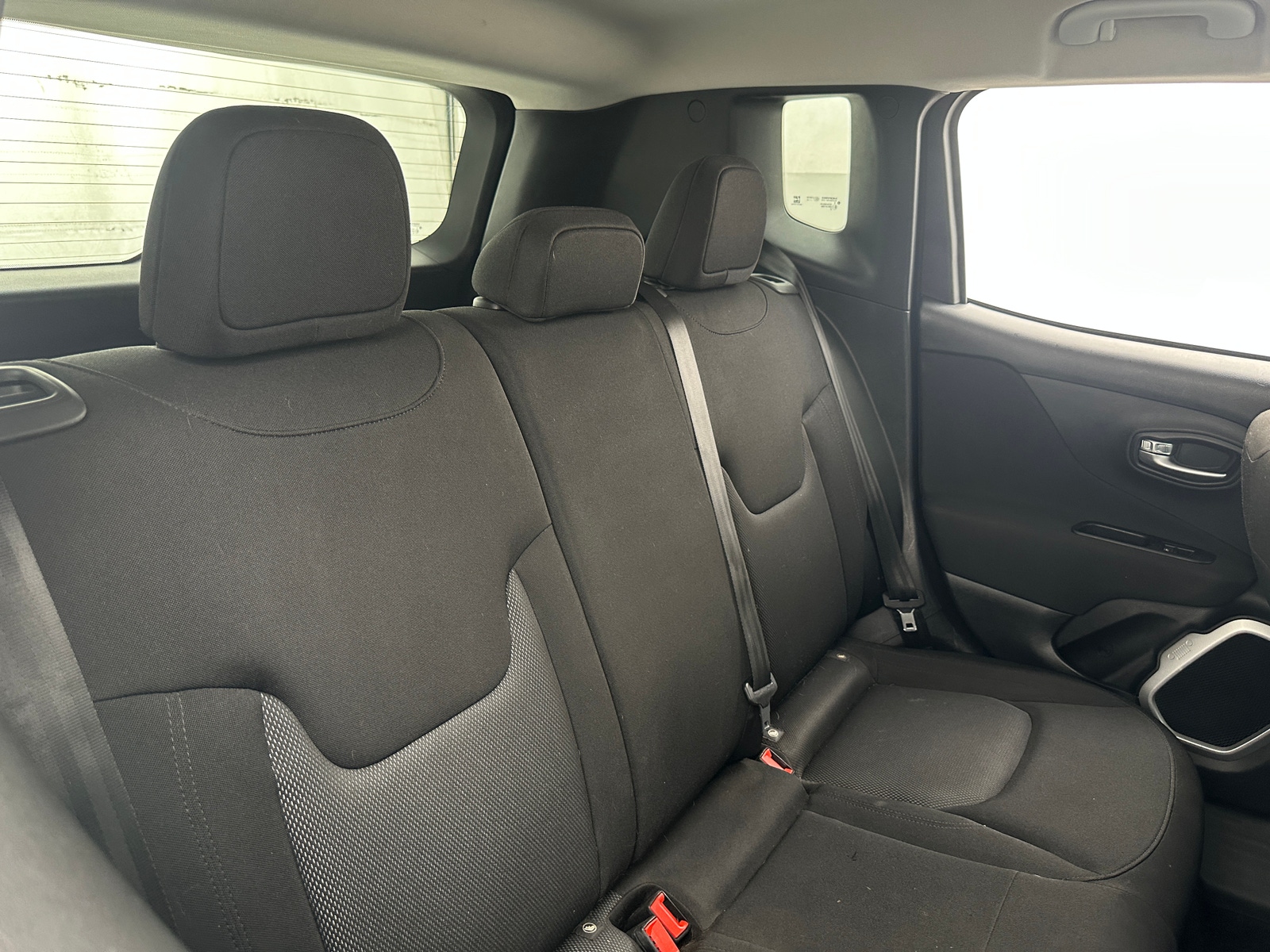 Thumbnail: 2019 Jeep Renegade - 6