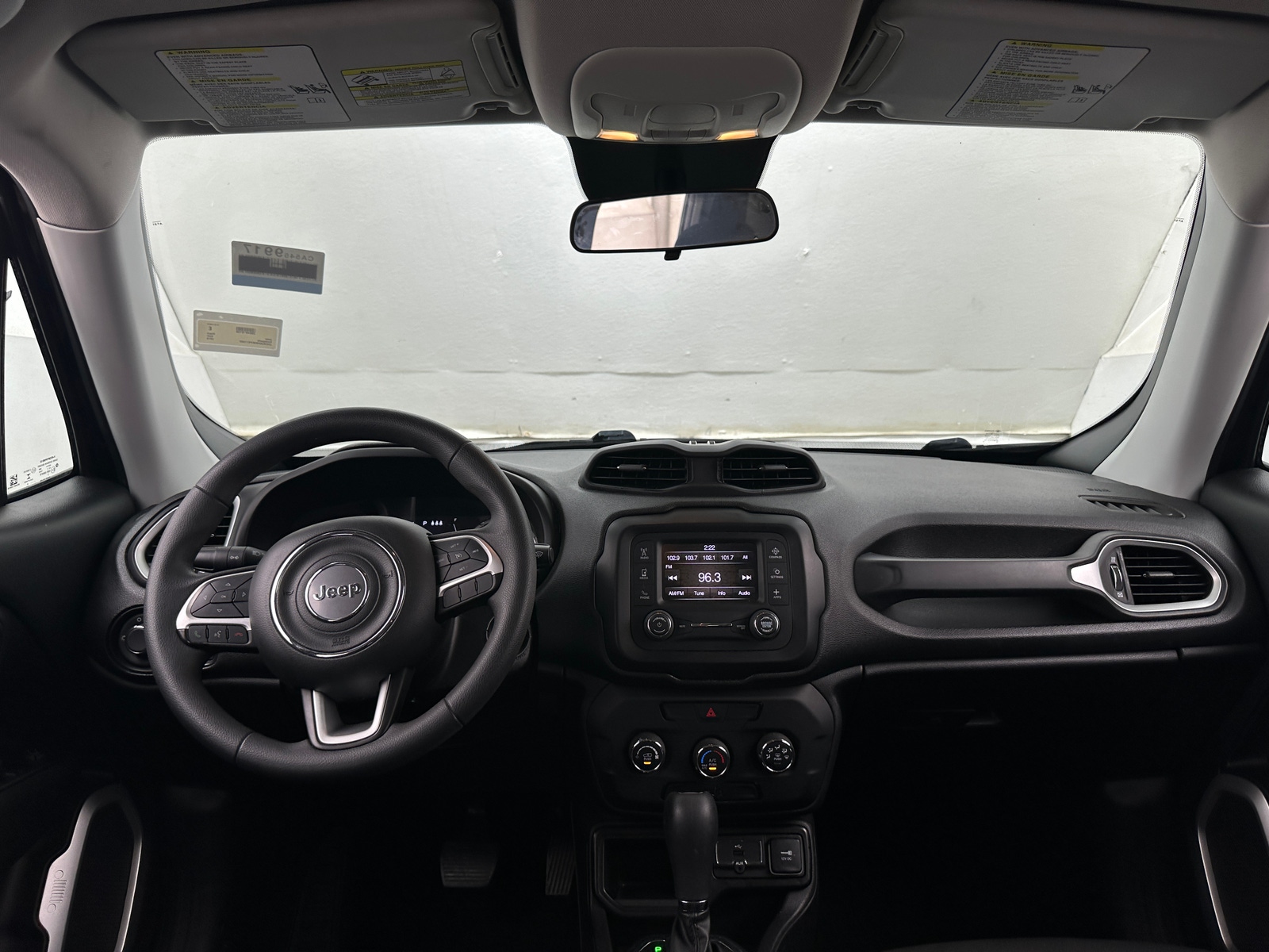 Thumbnail: 2019 Jeep Renegade - 3