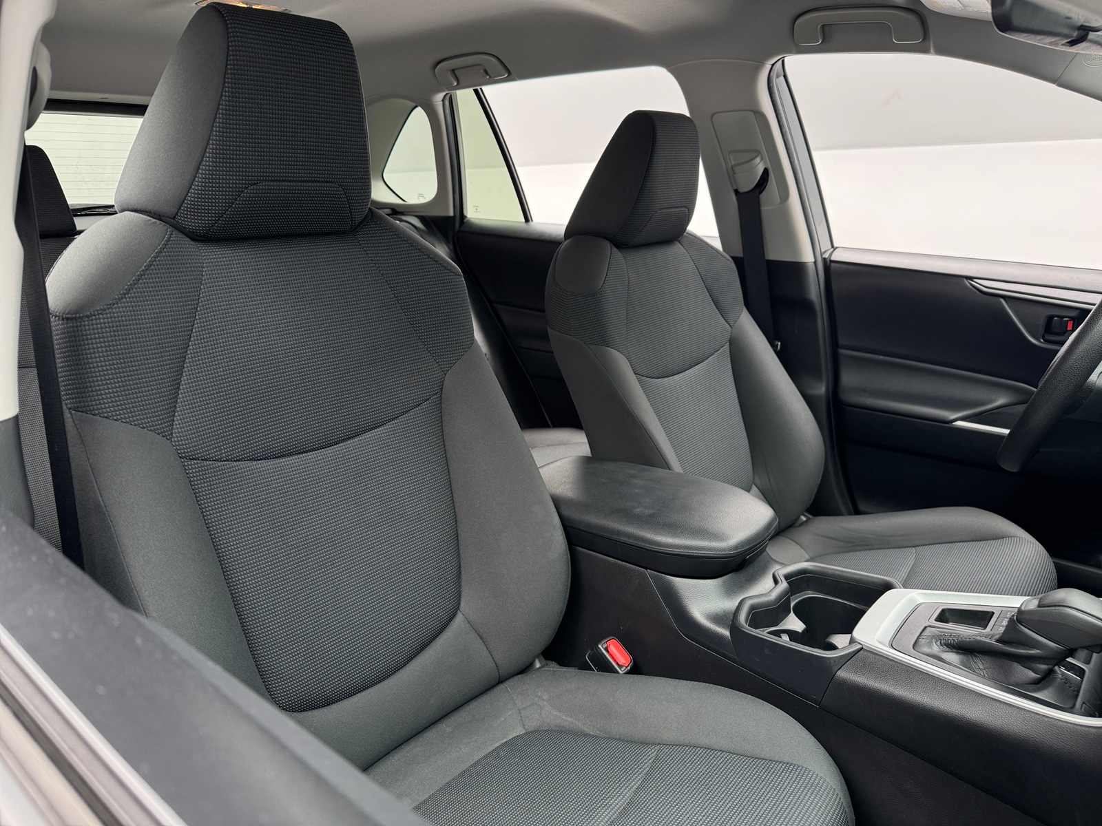 Thumbnail: 2020 Toyota RAV4 - 2