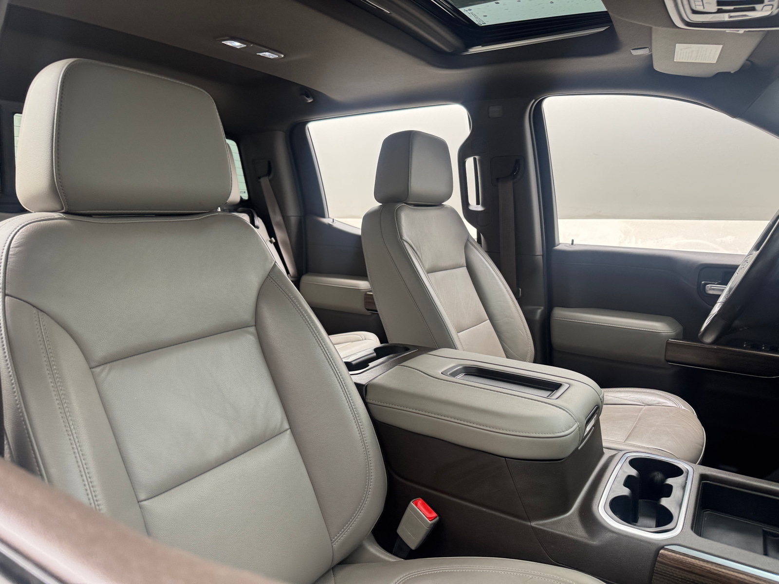 Thumbnail: 2020 Chevrolet Silverado 1500 - 2