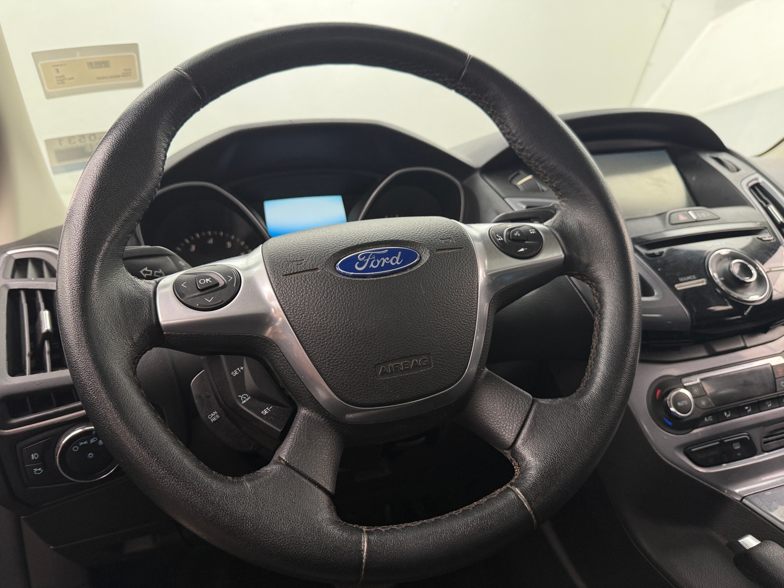 Thumbnail: 2014 Ford Focus - 4