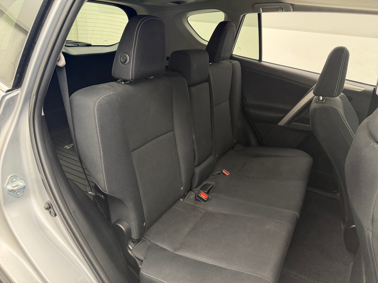 Thumbnail: 2016 Toyota RAV4 - 6