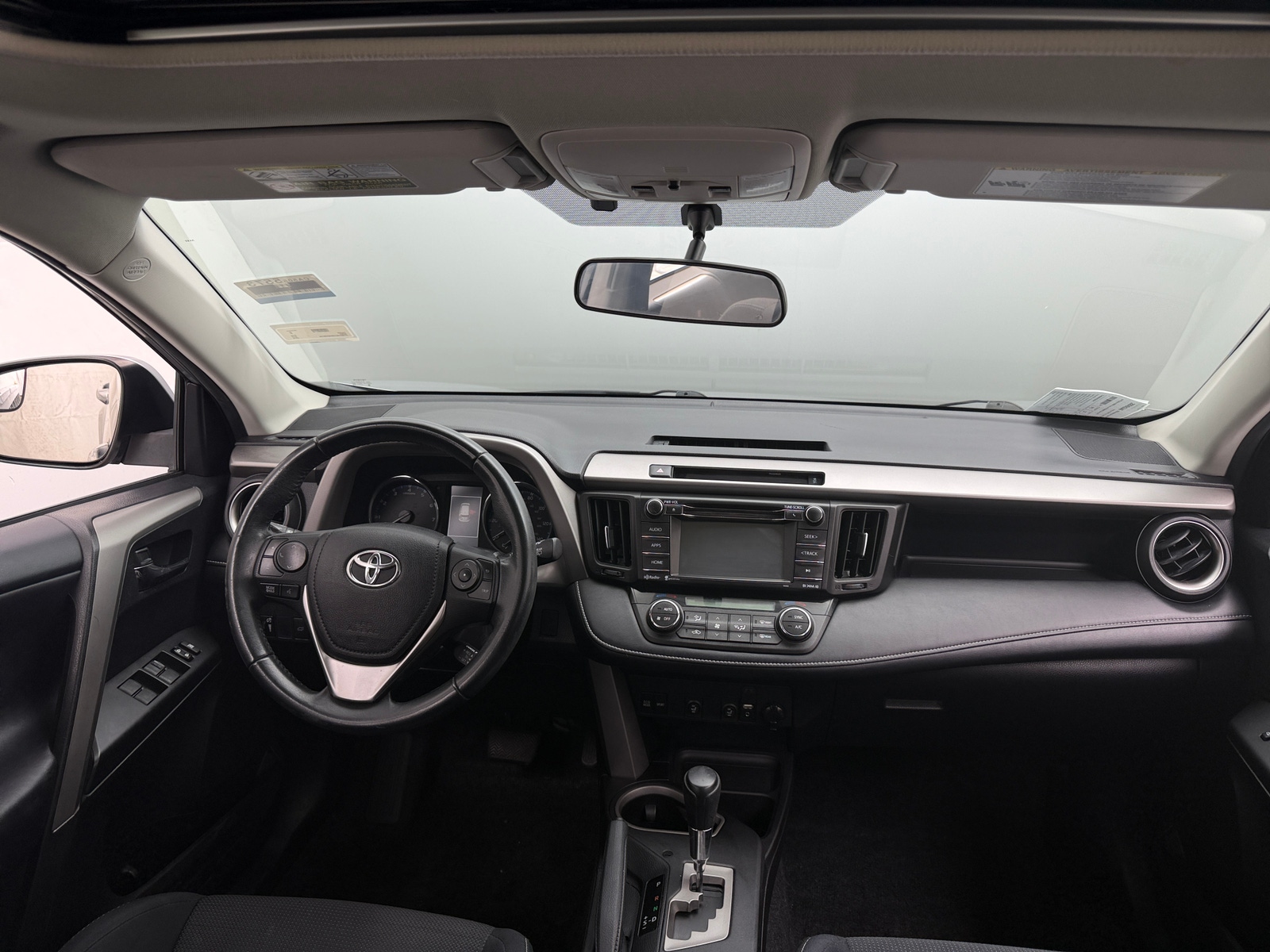 Thumbnail: 2016 Toyota RAV4 - 3
