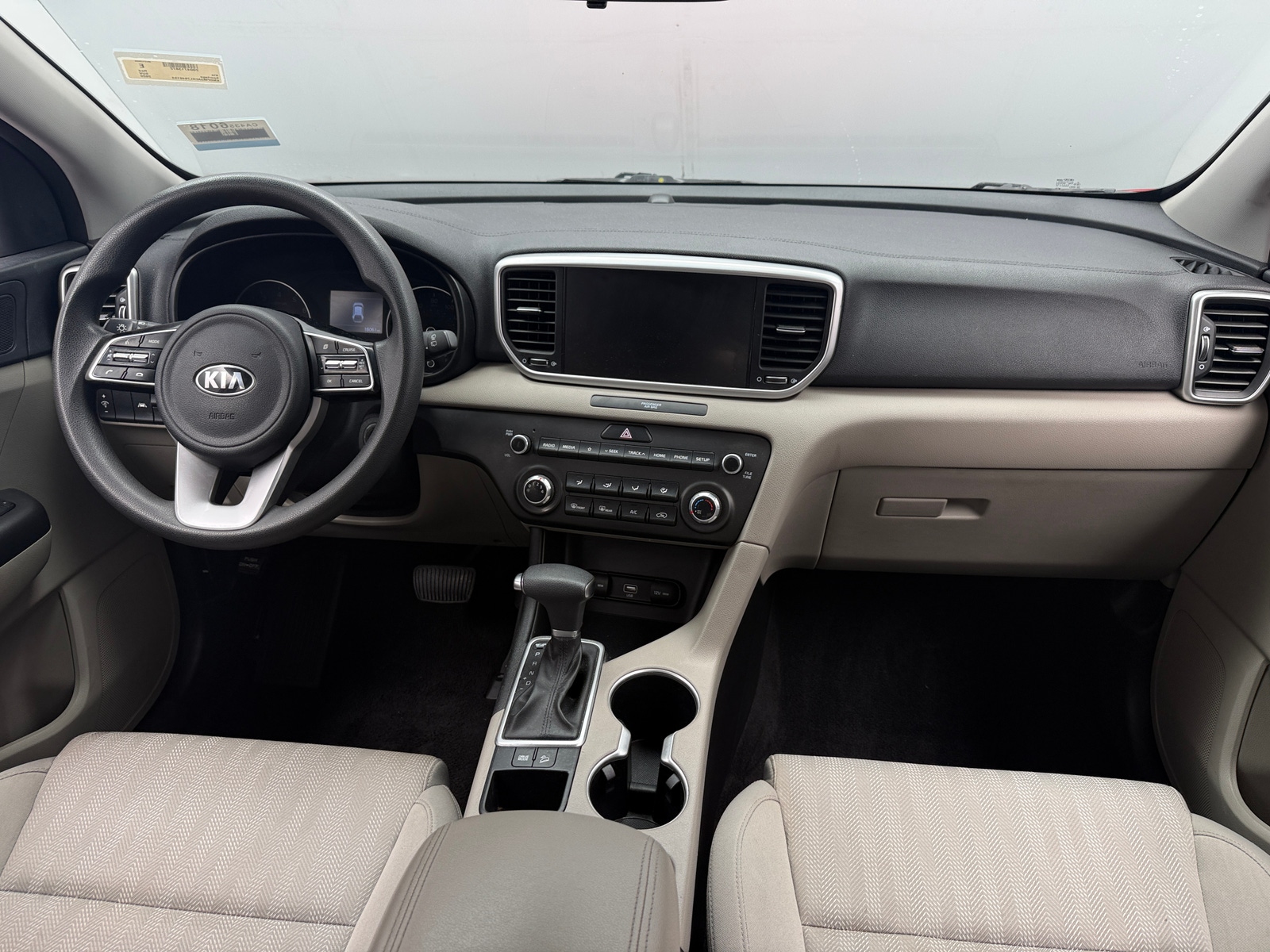 Thumbnail: 2020 Kia Sportage - 3