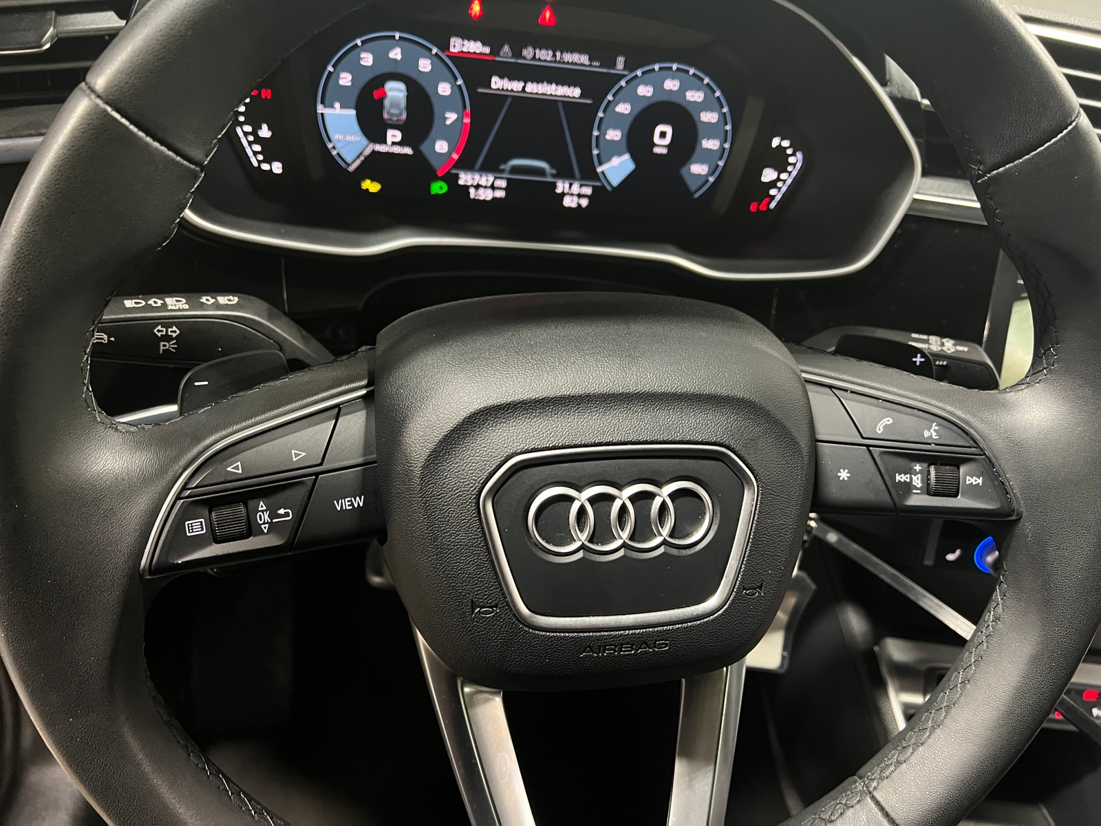 Thumbnail: 2025 Audi Q3 - 4