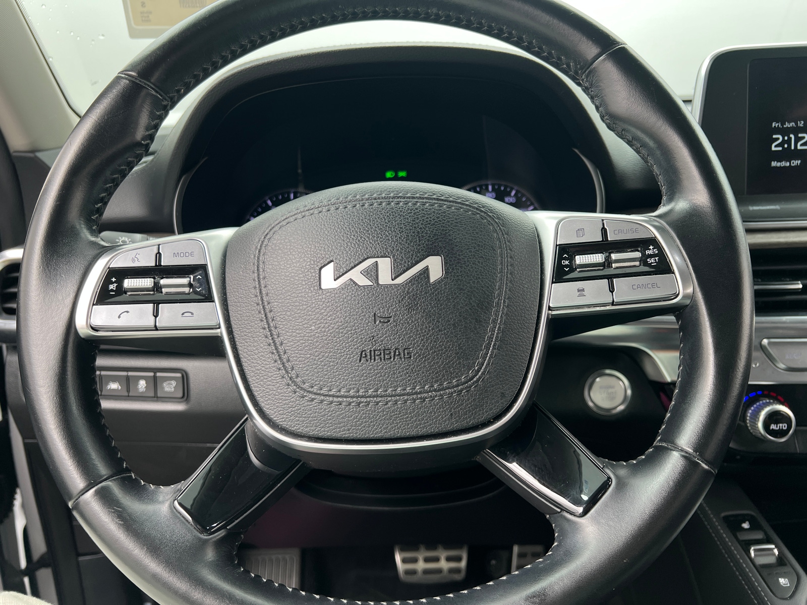 Thumbnail: 2022 Kia Telluride - 4