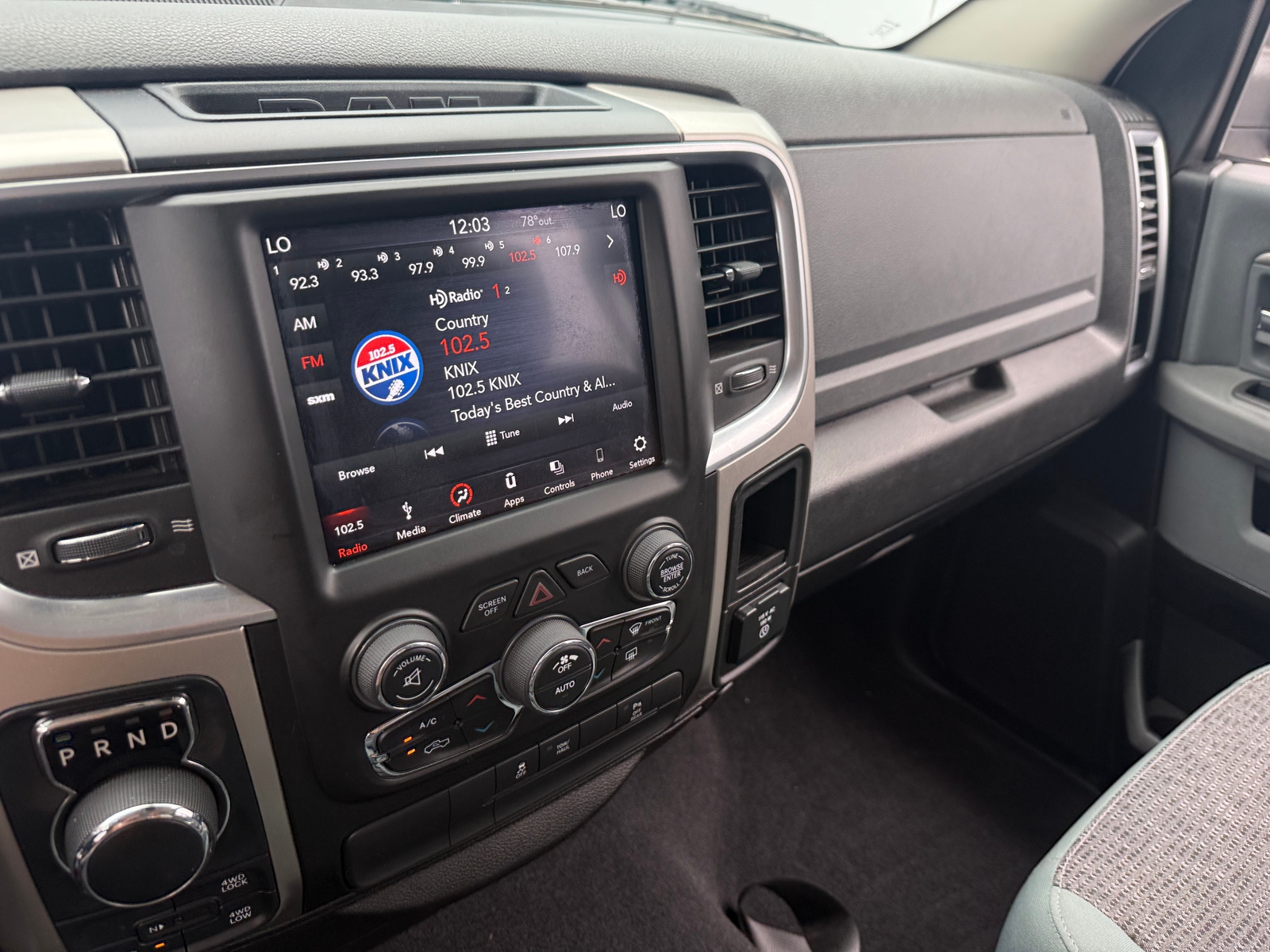 Thumbnail: 2019 RAM 1500 Classic - 4