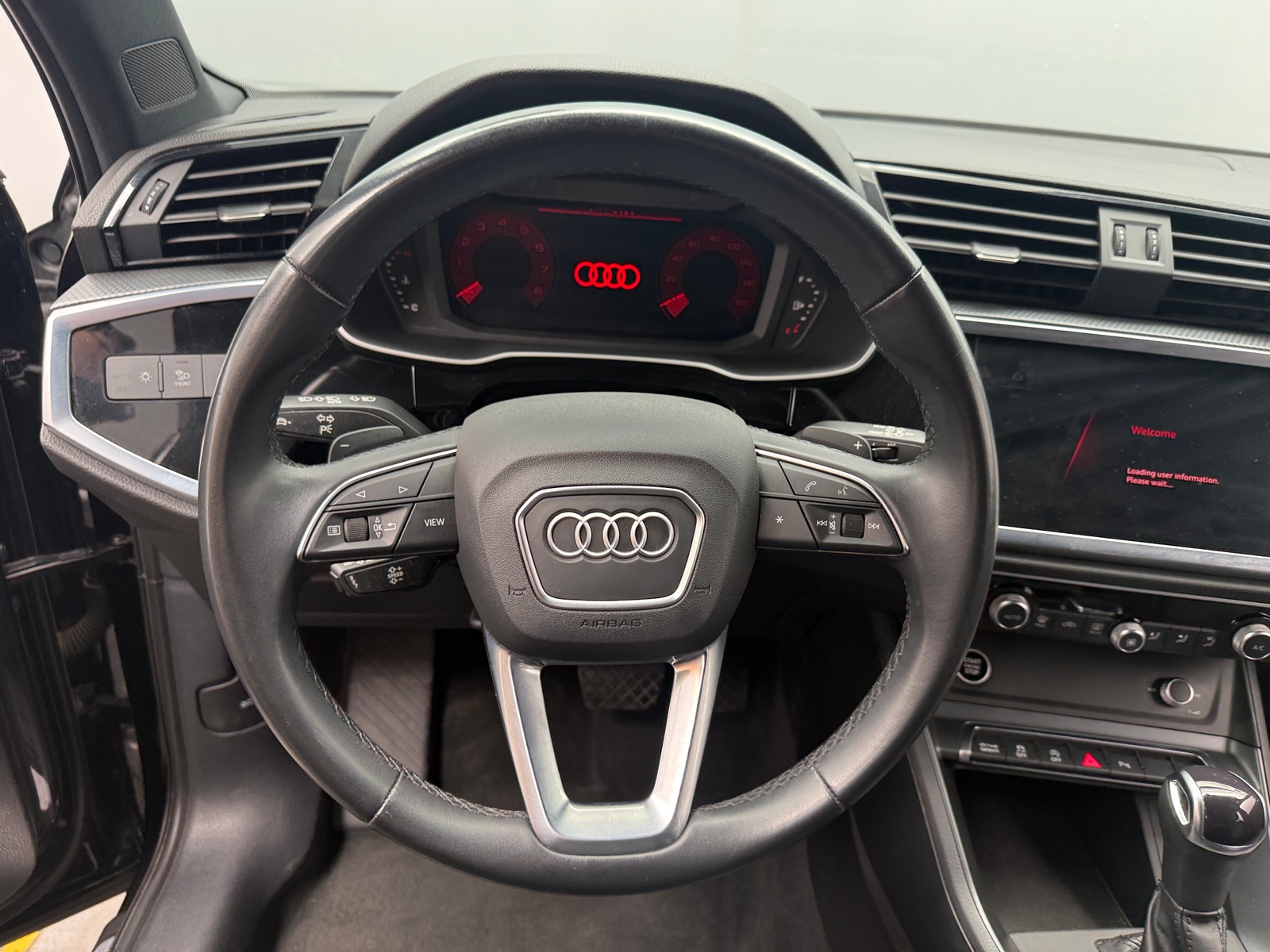 Thumbnail: 2023 Audi Q3 - 4