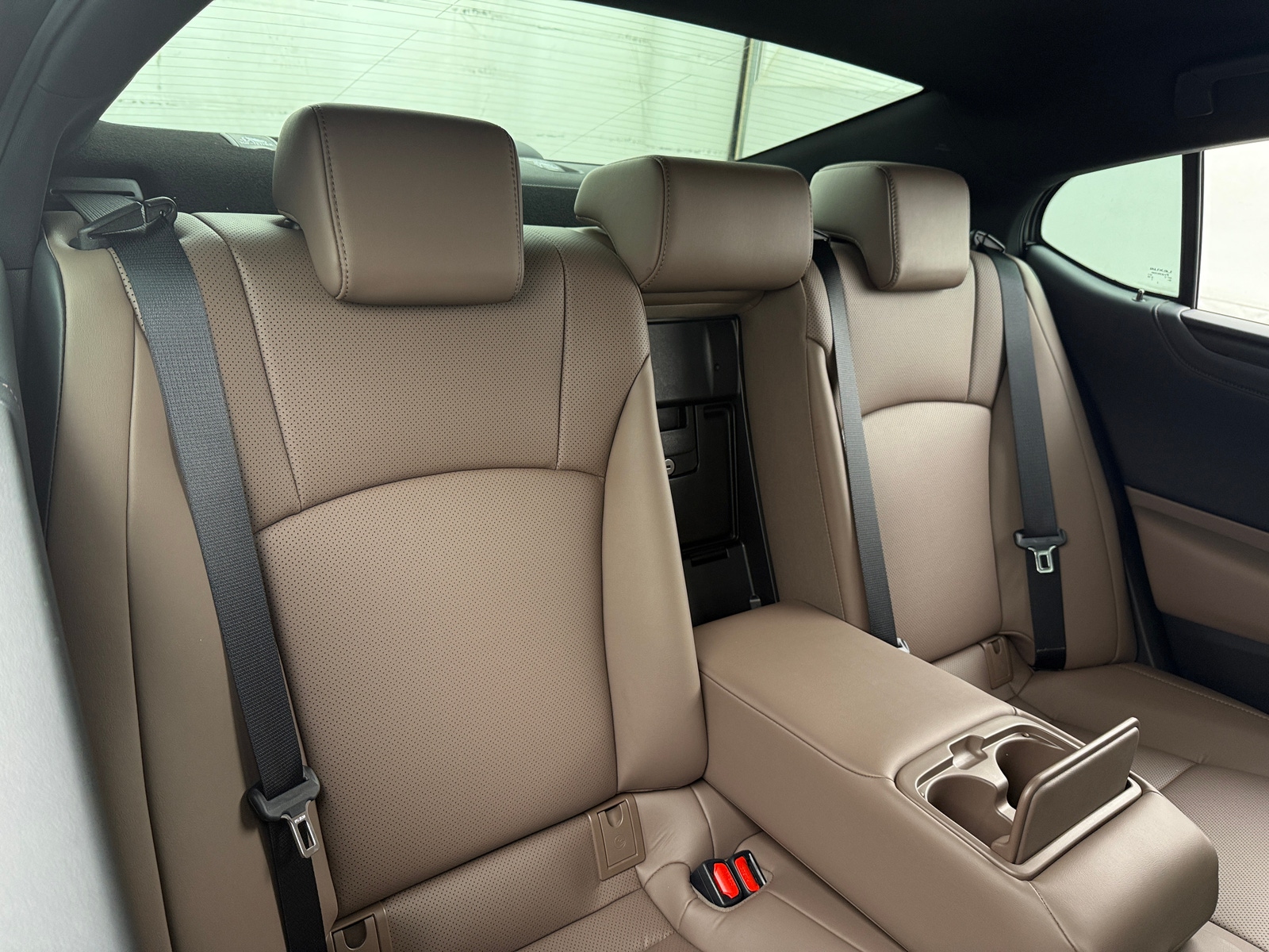 Thumbnail: 2025 Lexus ES - 5