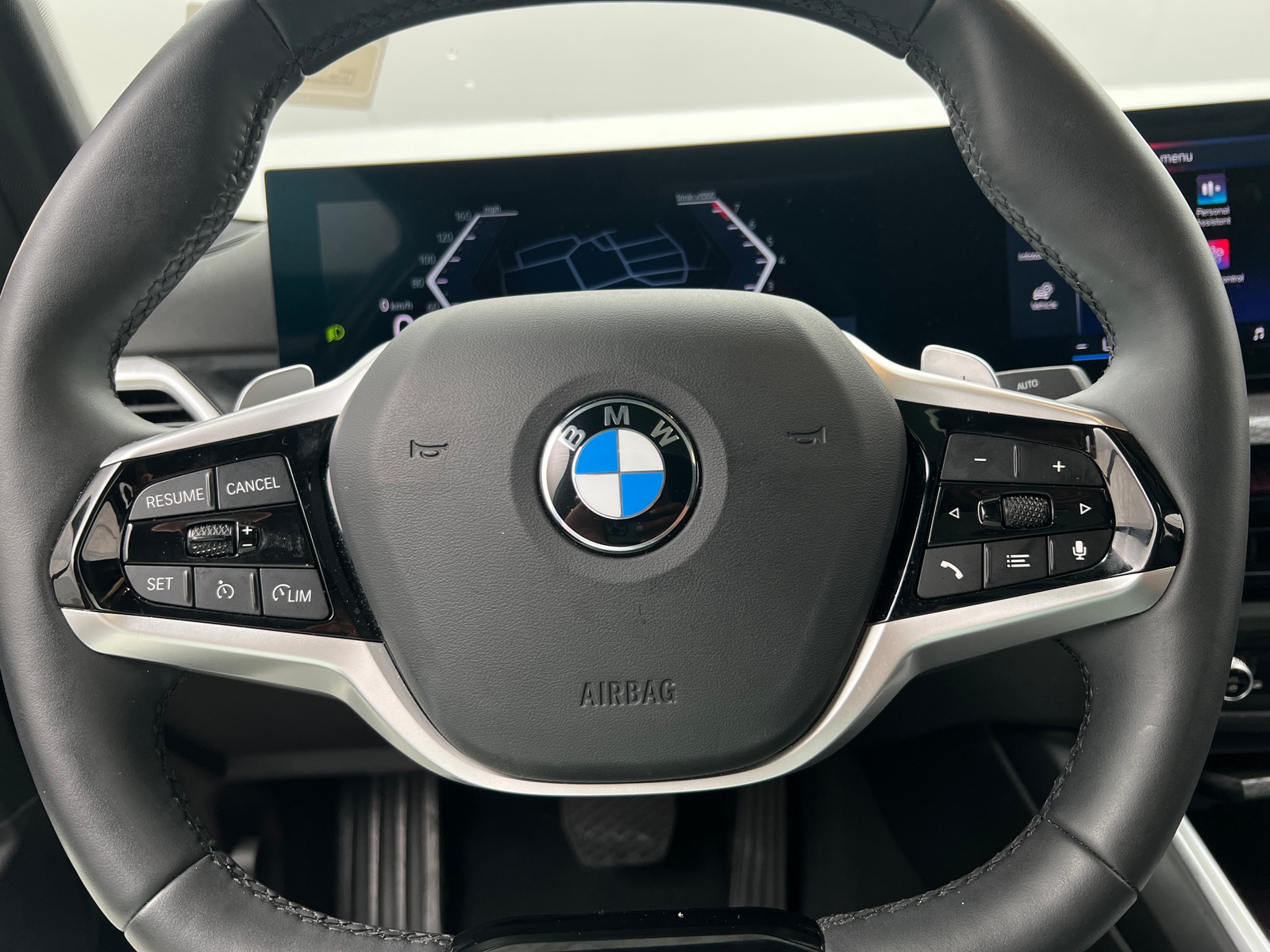 Thumbnail: 2026 BMW 3 Series - 4