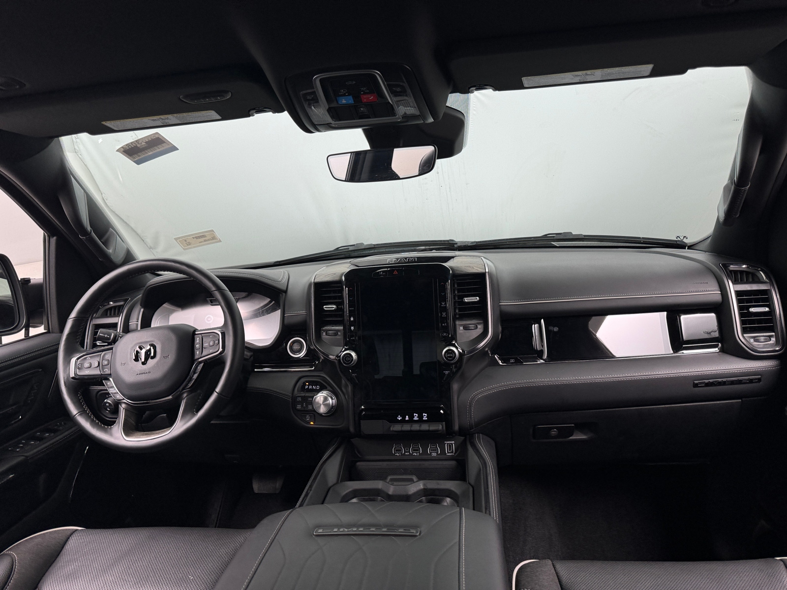 Thumbnail: 2025 RAM 1500 - 2