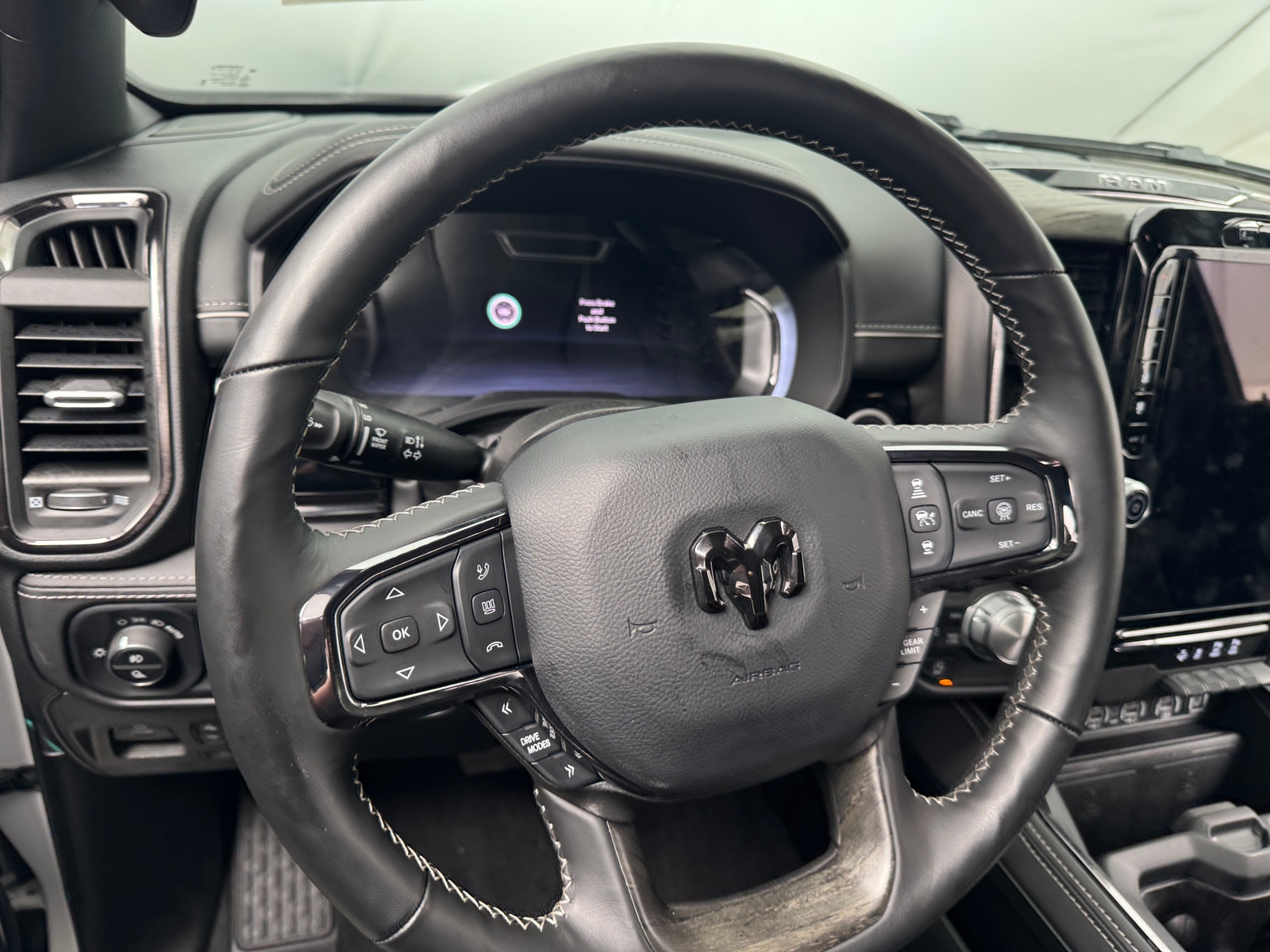 Thumbnail: 2025 RAM 1500 - 4