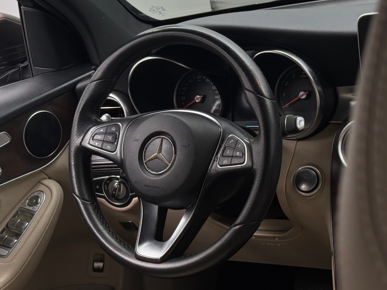 Thumbnail: 2018 Mercedes-Benz GLC - 4