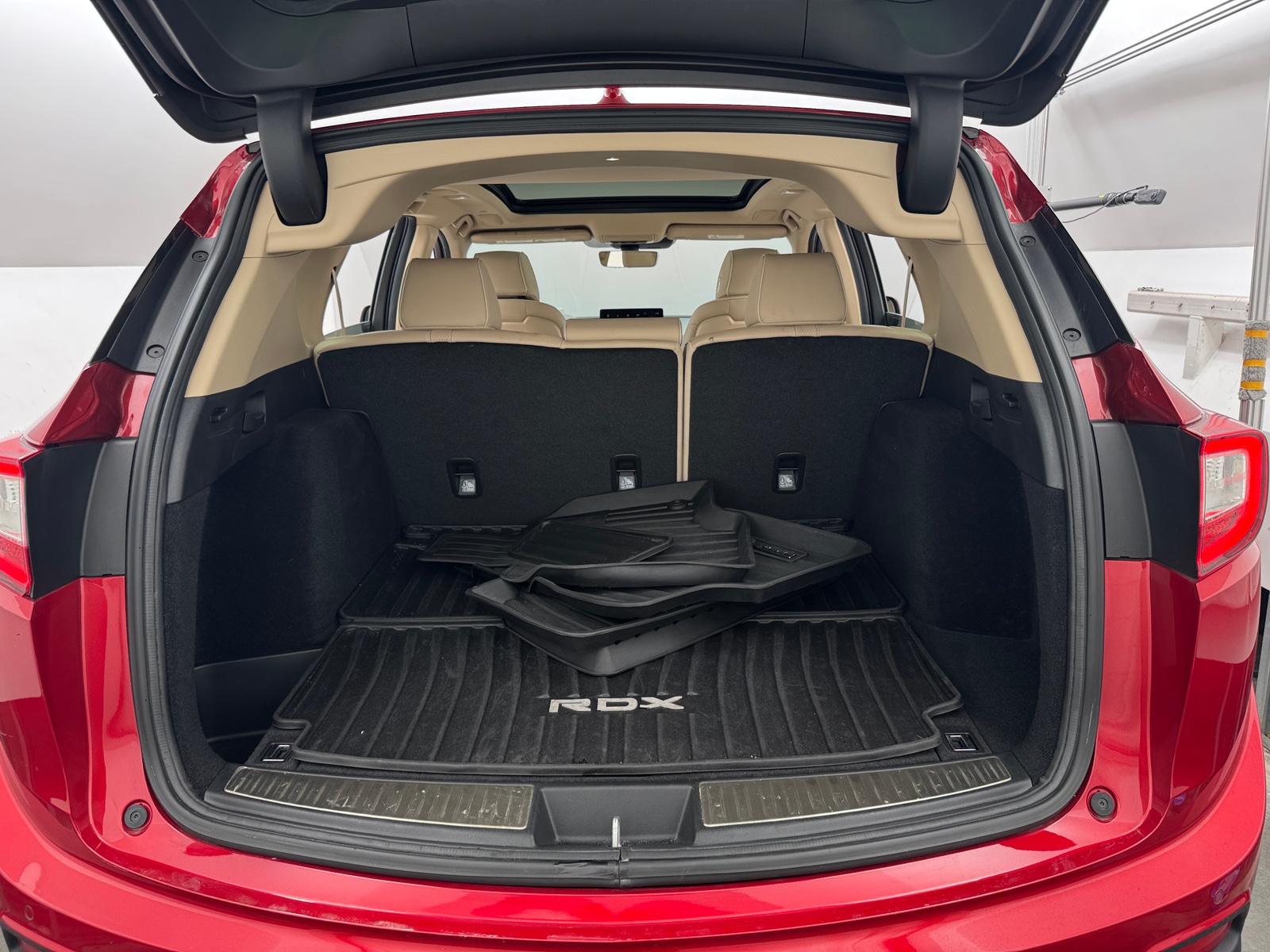 Thumbnail: 2024 Acura RDX - 6