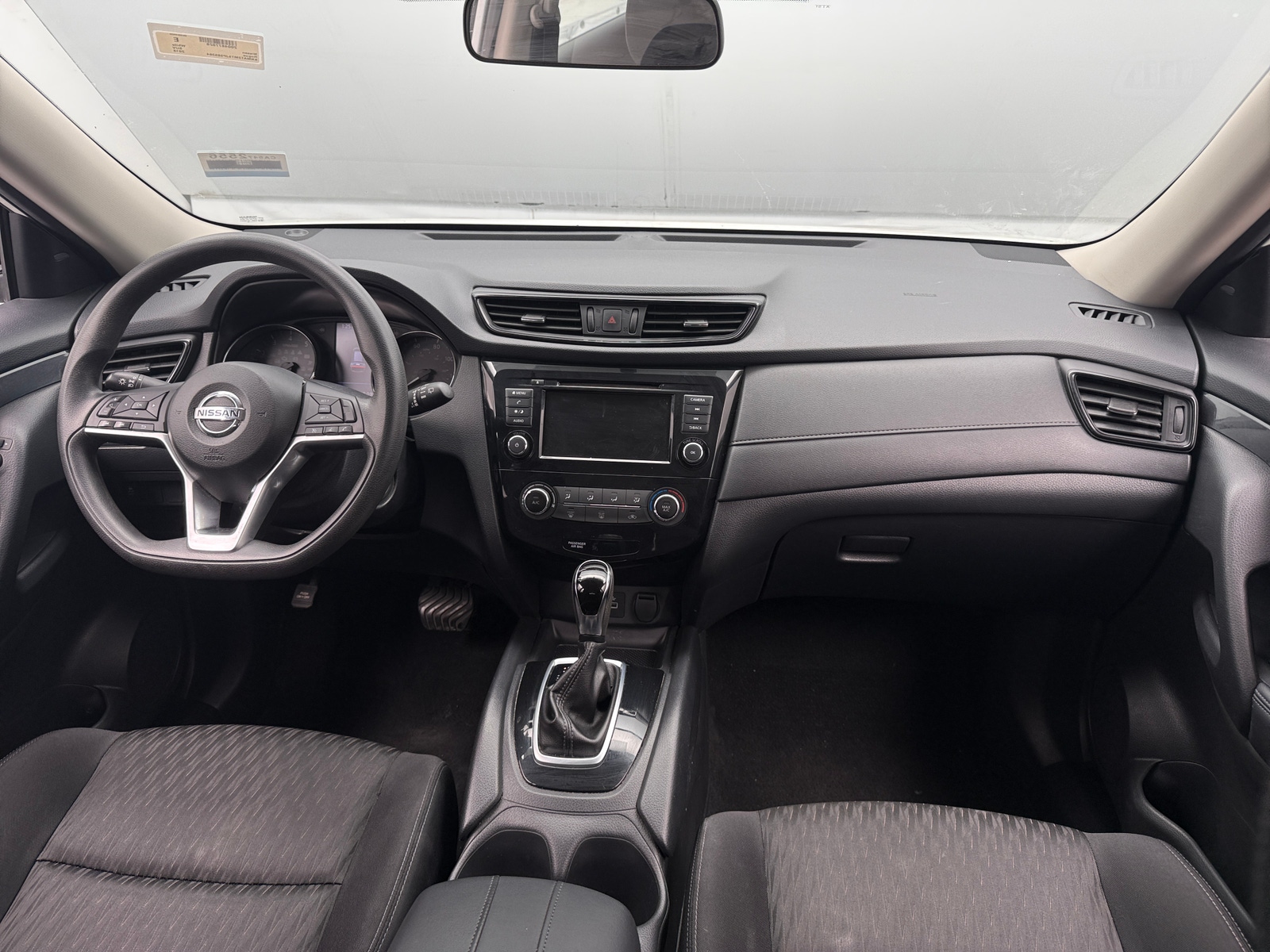 Thumbnail: 2018 Nissan Rogue - 3