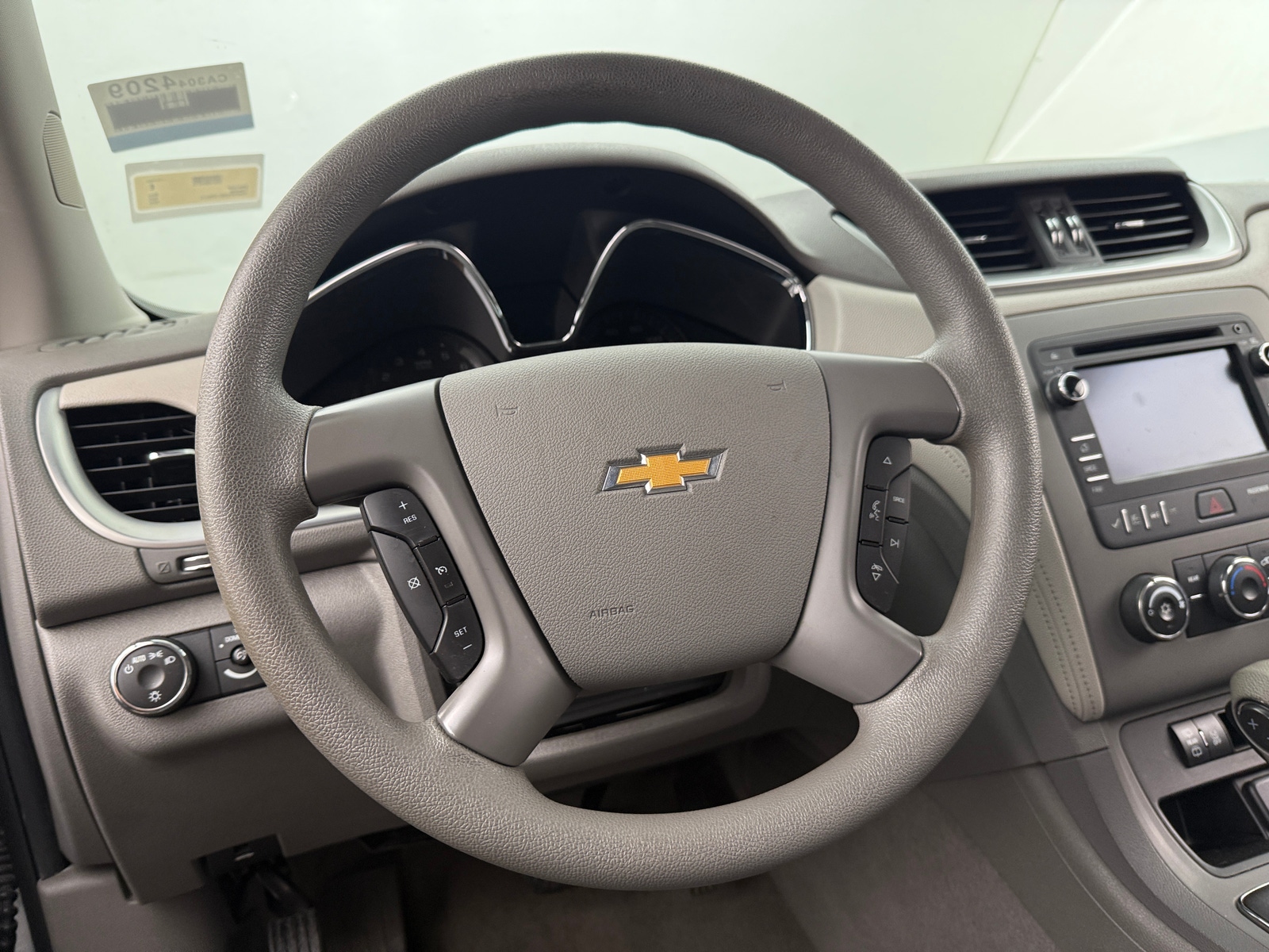 Thumbnail: 2015 Chevrolet Traverse - 5