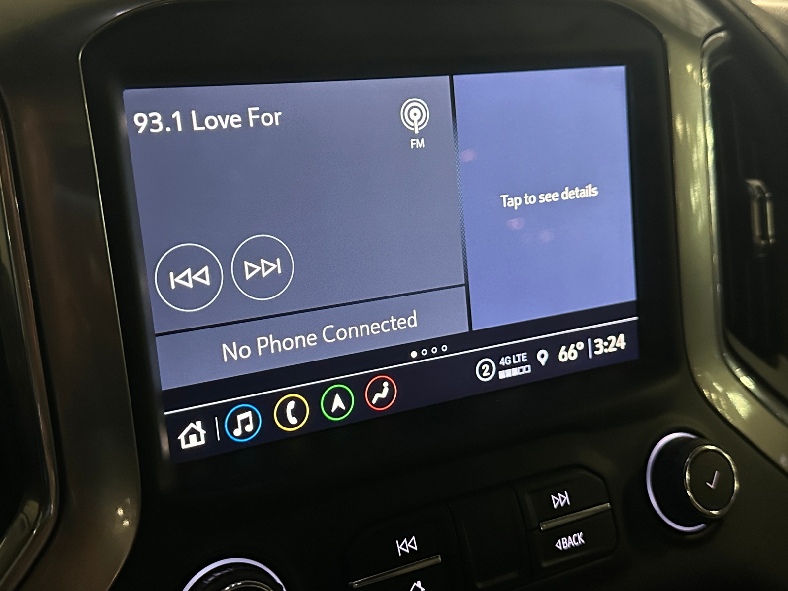 Thumbnail: 2021 Chevrolet Silverado 1500 - 3