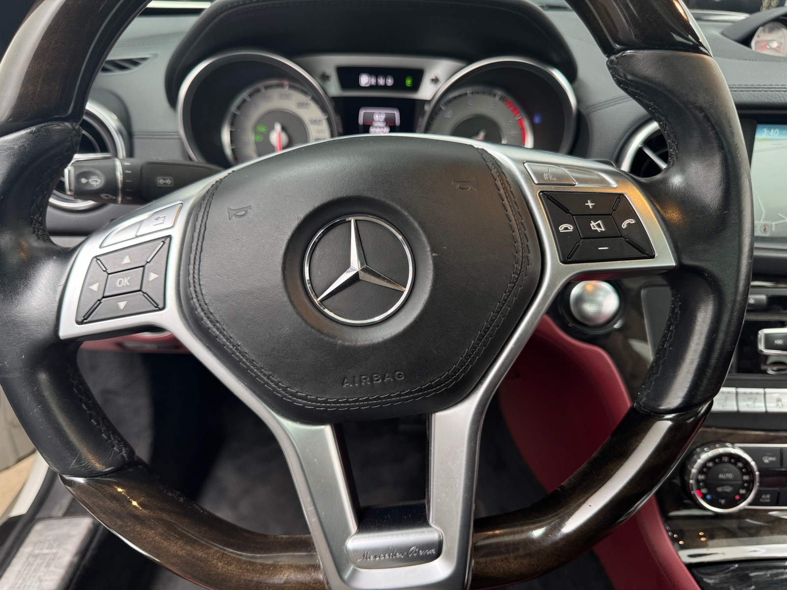 Thumbnail: 2016 Mercedes-Benz SL-Class - 4