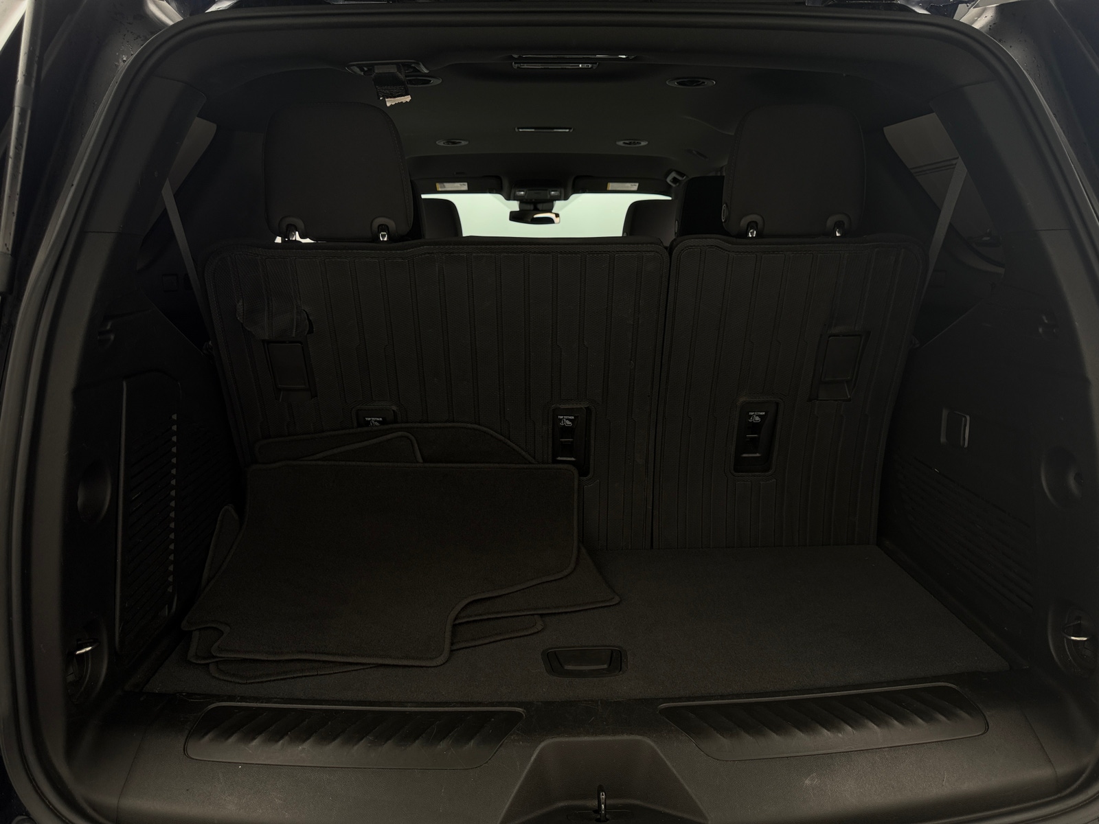 Thumbnail: 2023 Chevrolet Tahoe - 7