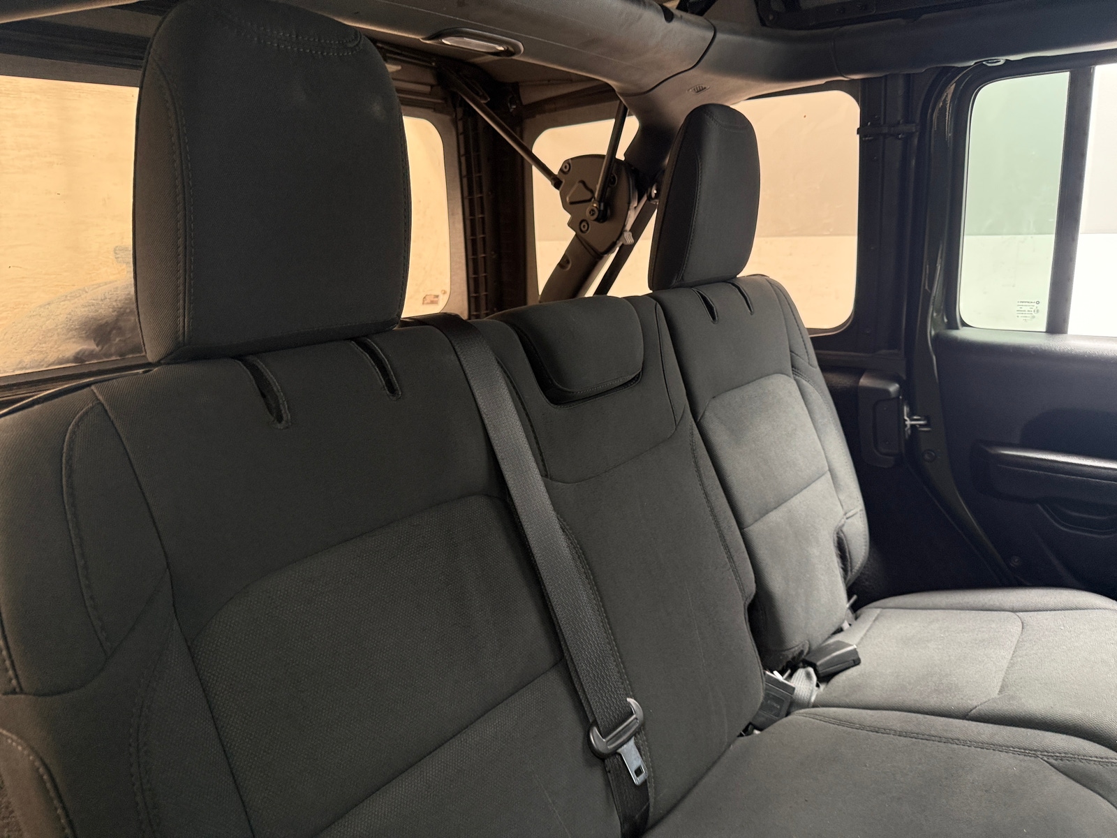 Thumbnail: 2021 Jeep Wrangler - 6