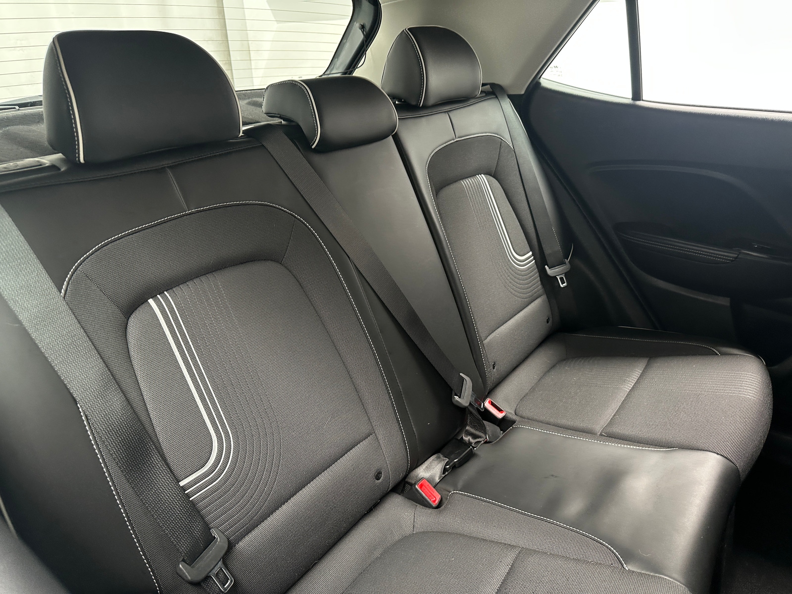 Thumbnail: 2022 Hyundai Venue - 6